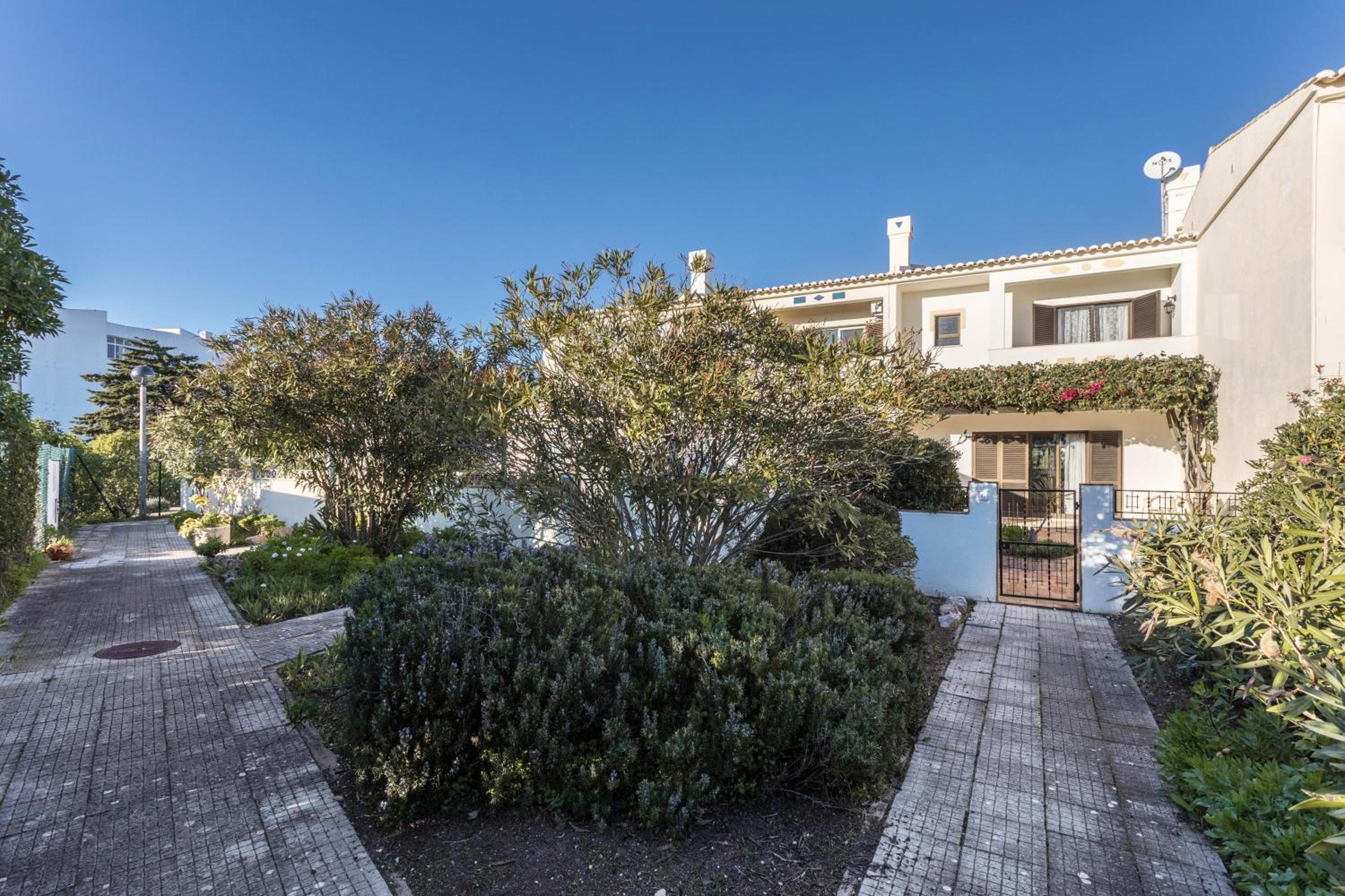 Casa da Ermida view 2