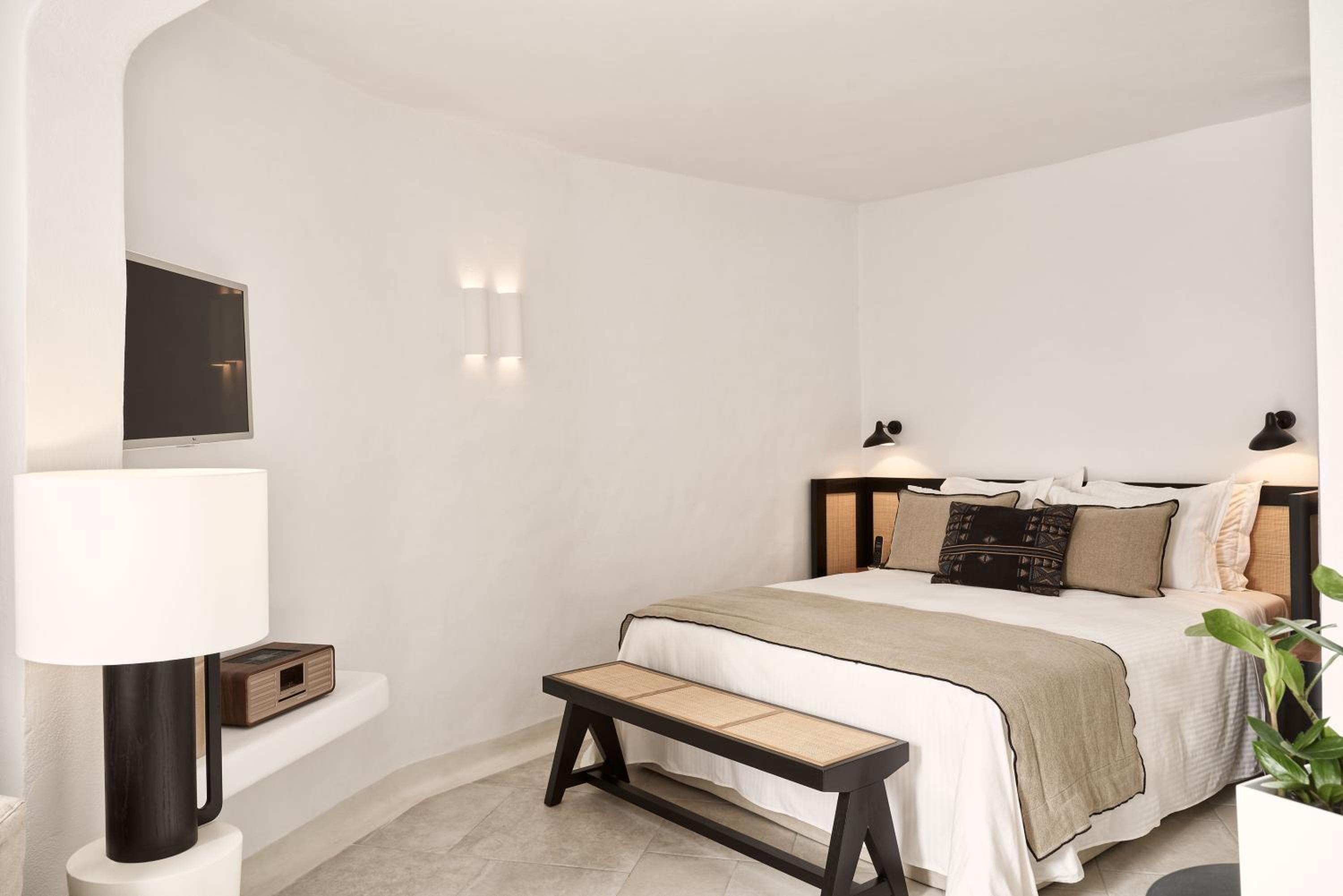 Oia Vacations - Charisma Suites - Property Image 111