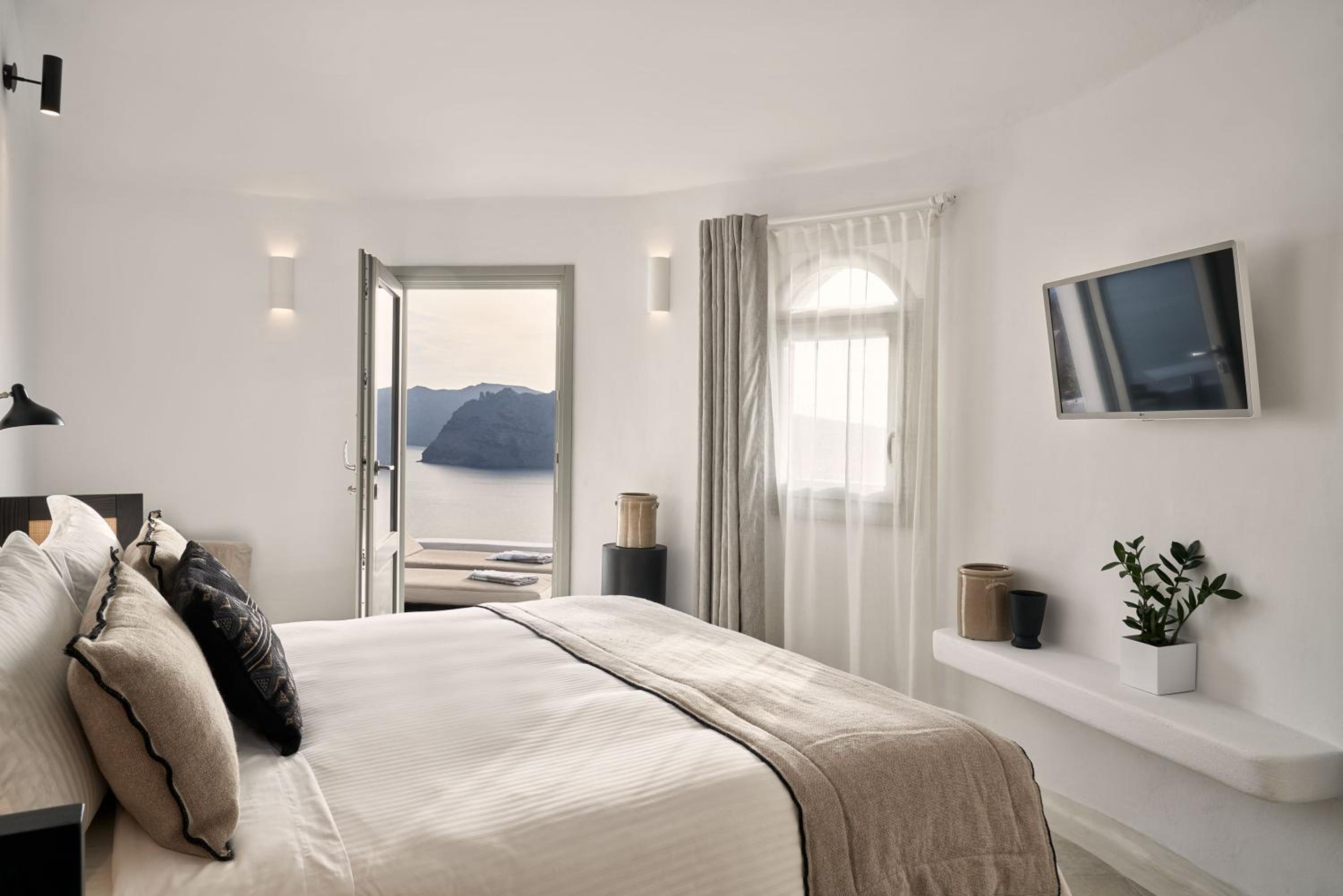 Oia Vacations - Charisma Suites - Property Image 115