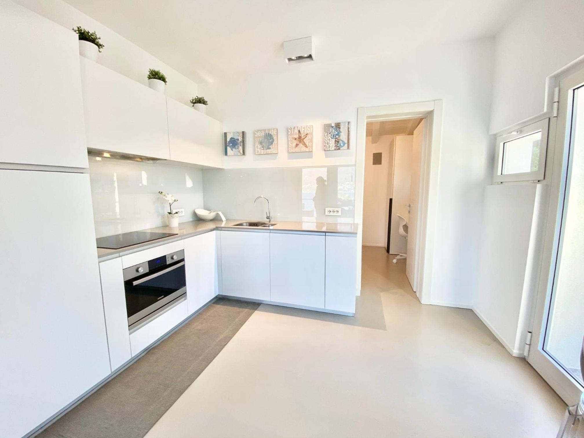 Photo 35