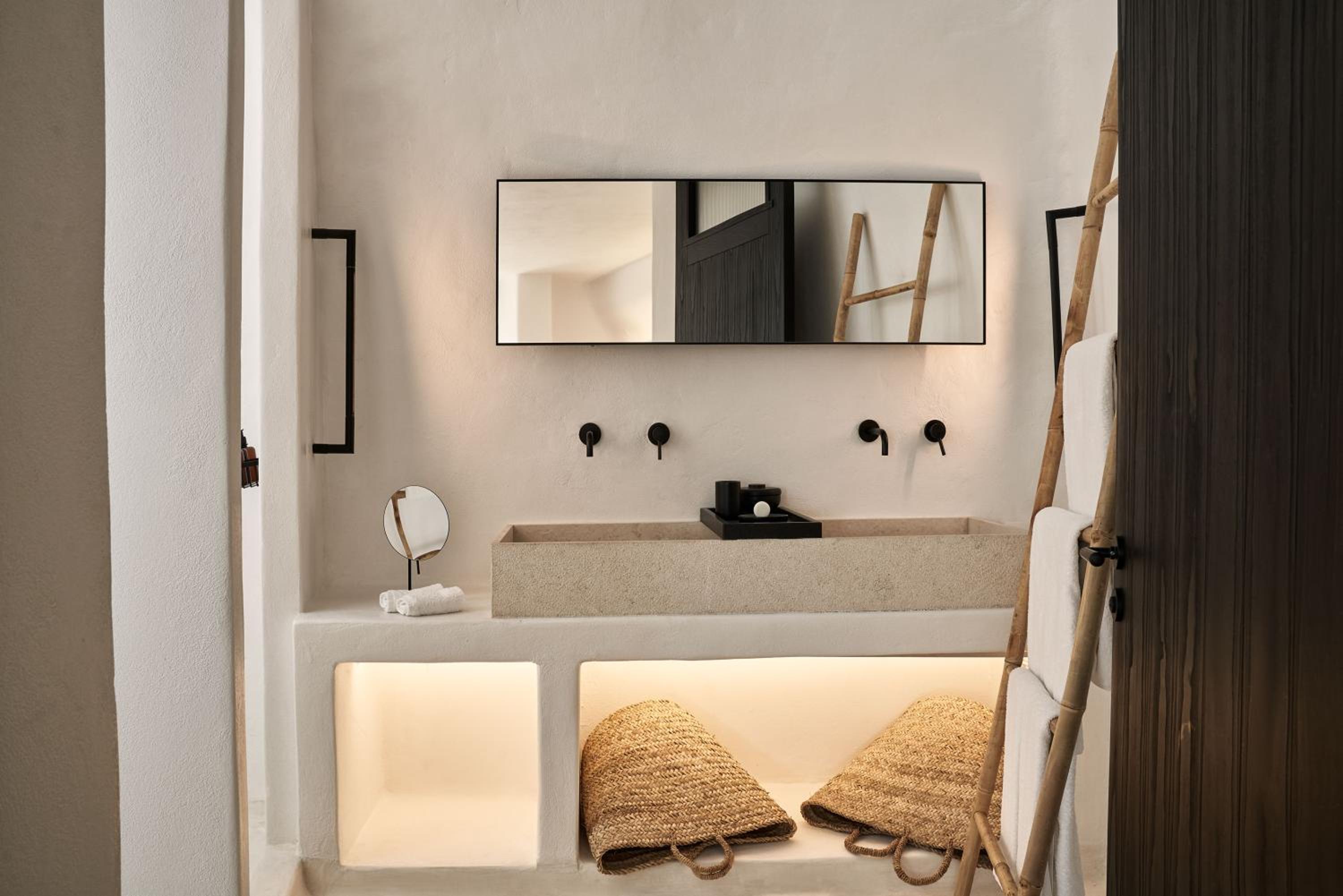 Oia Vacations - Charisma Suites - Property Image 31