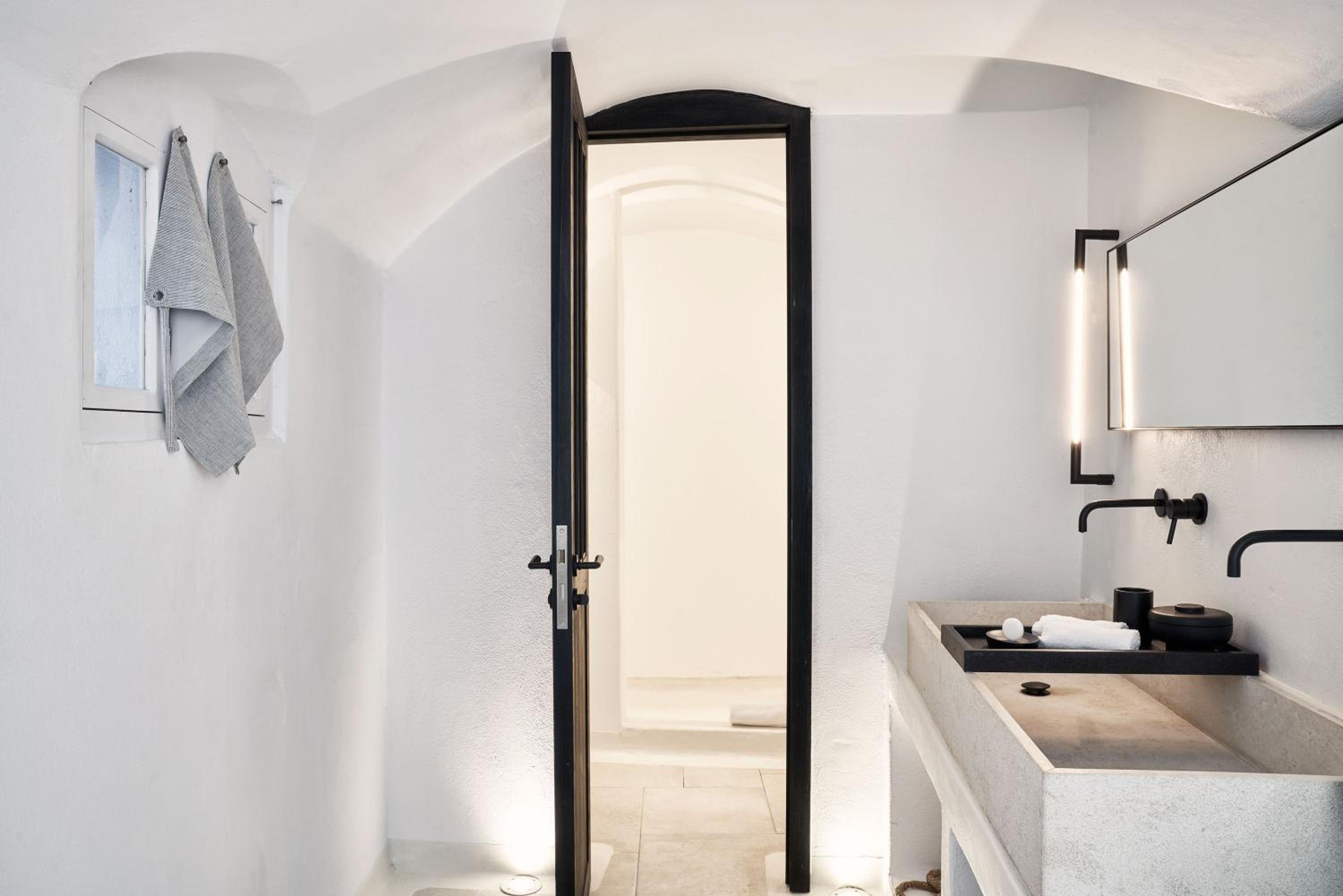 Oia Vacations - Charisma Suites - Property Image 37