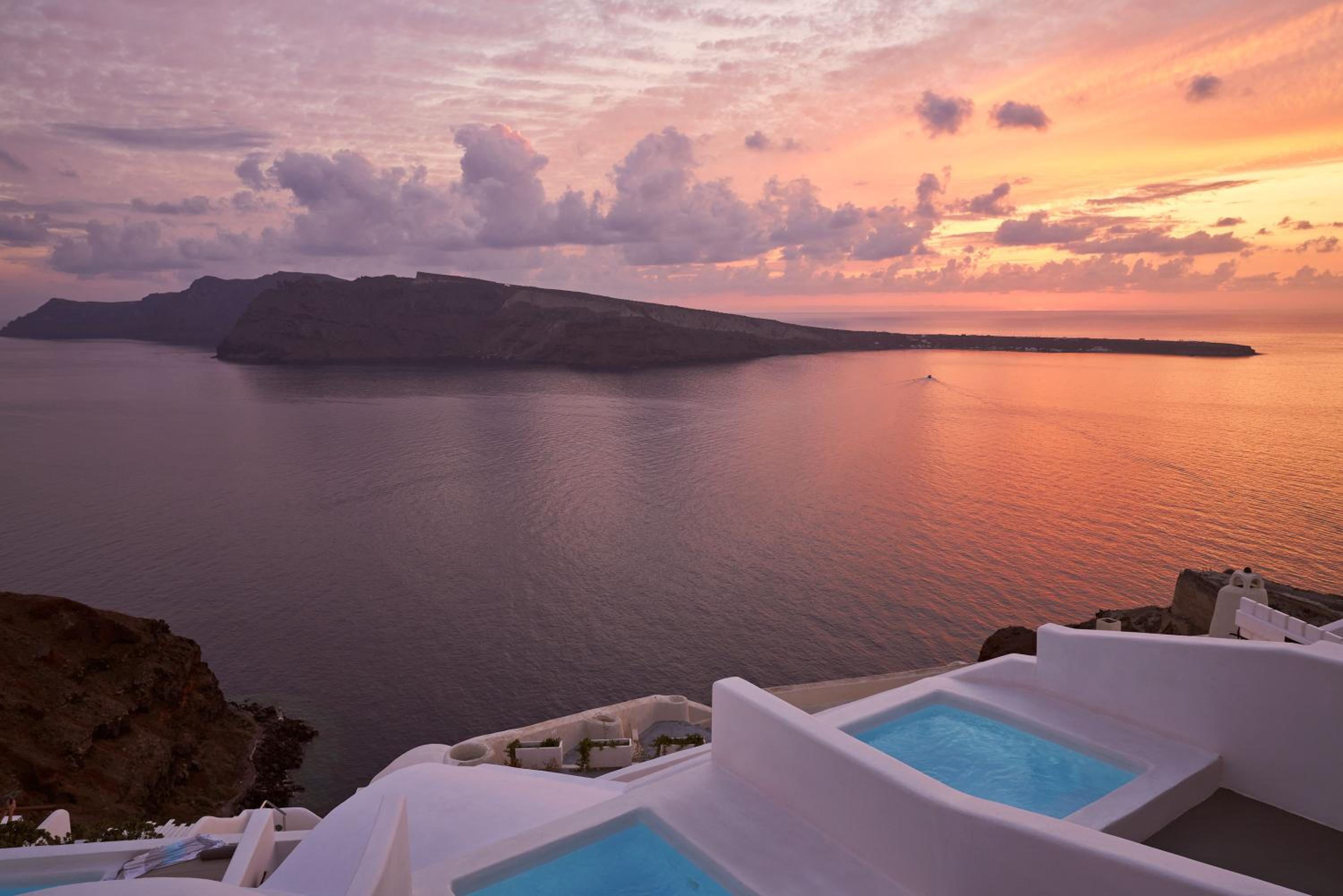 Oia Vacations - Charisma Suites - Property Image 39