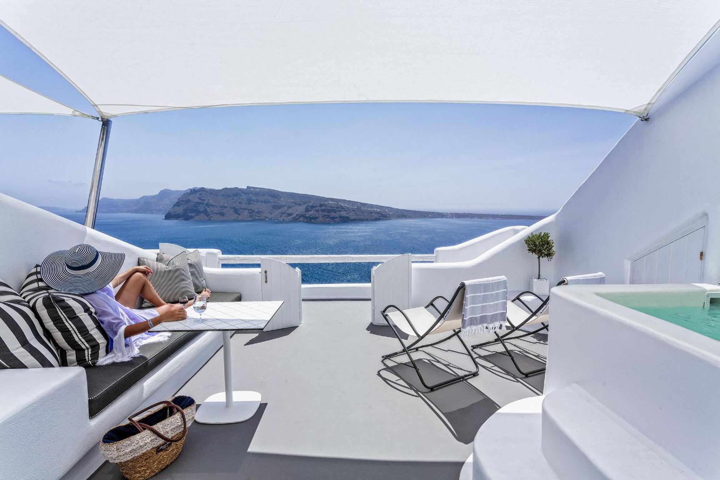 Oia Vacations - Charisma Suites - Property Image 46