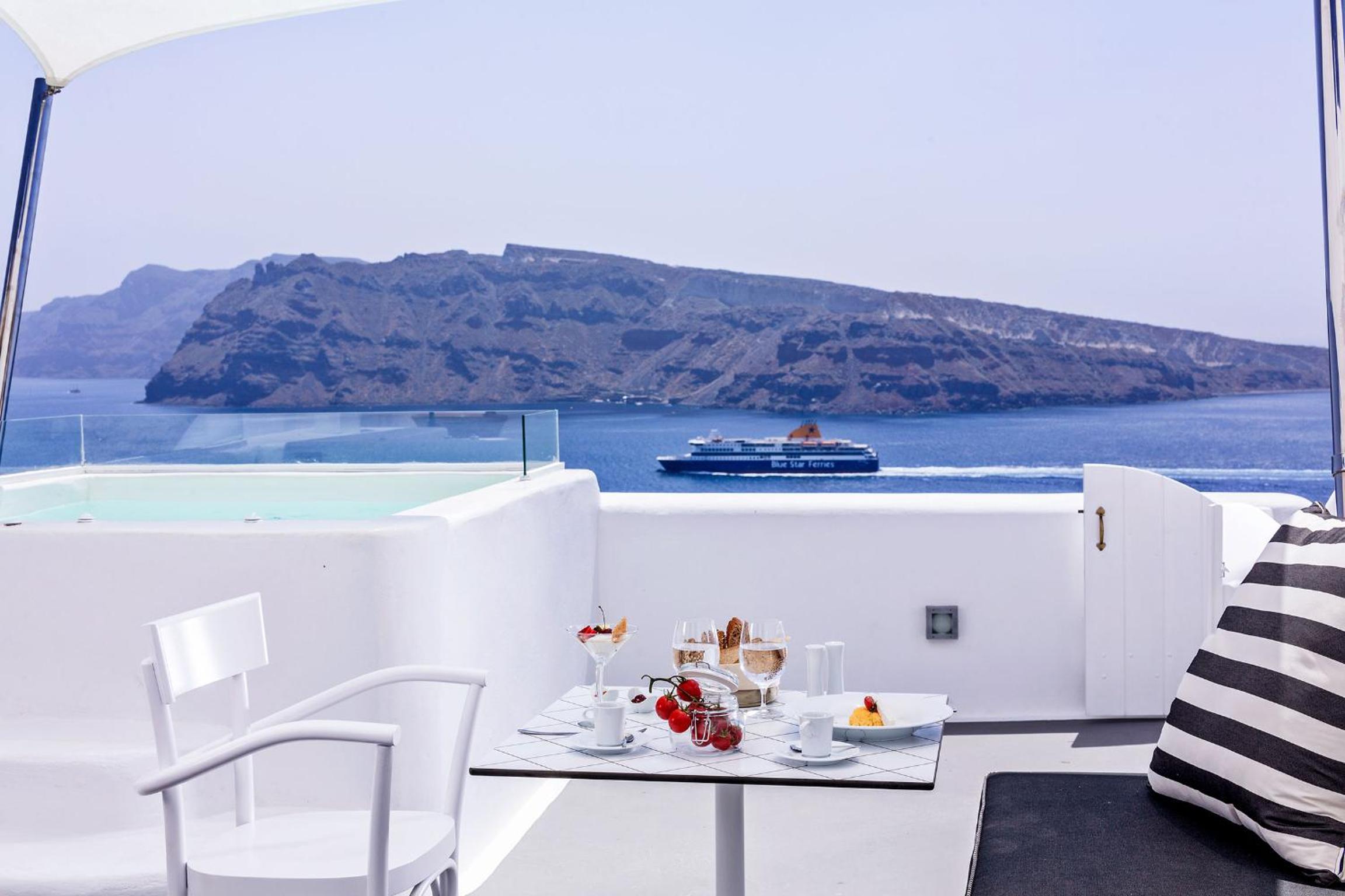 Oia Vacations - Charisma Suites - Property Image 47