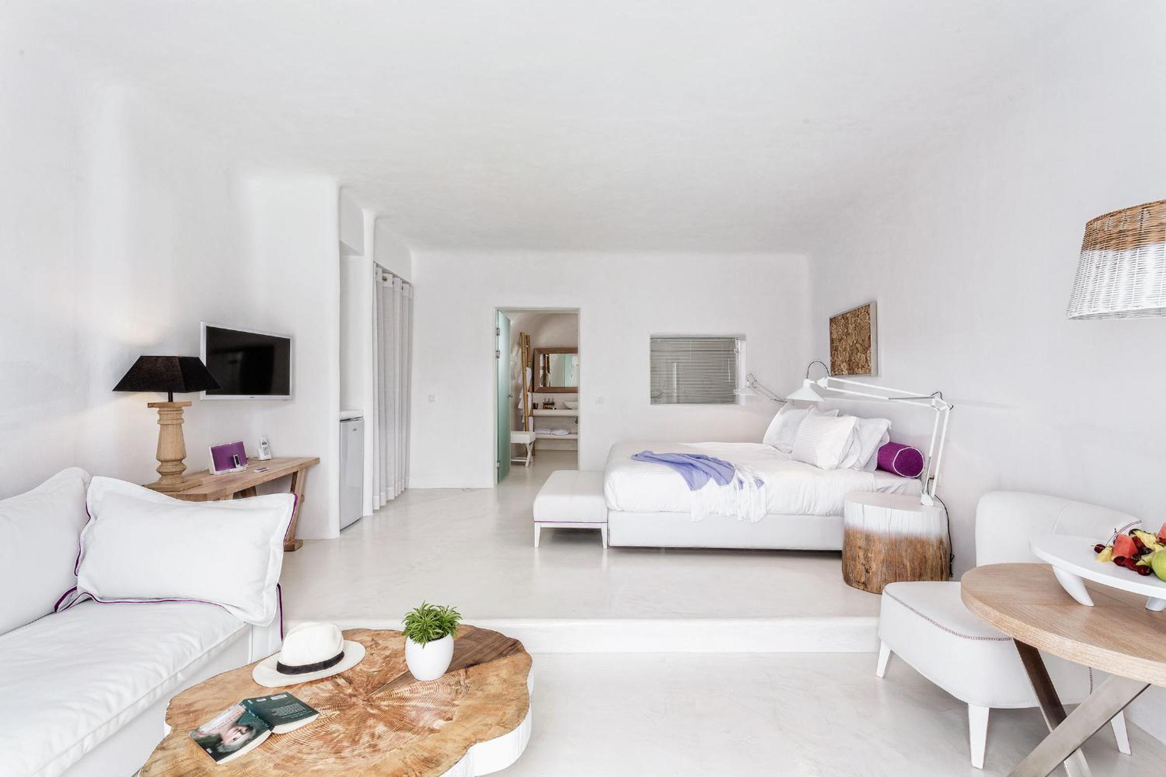 Oia Vacations - Charisma Suites - Property Image 97