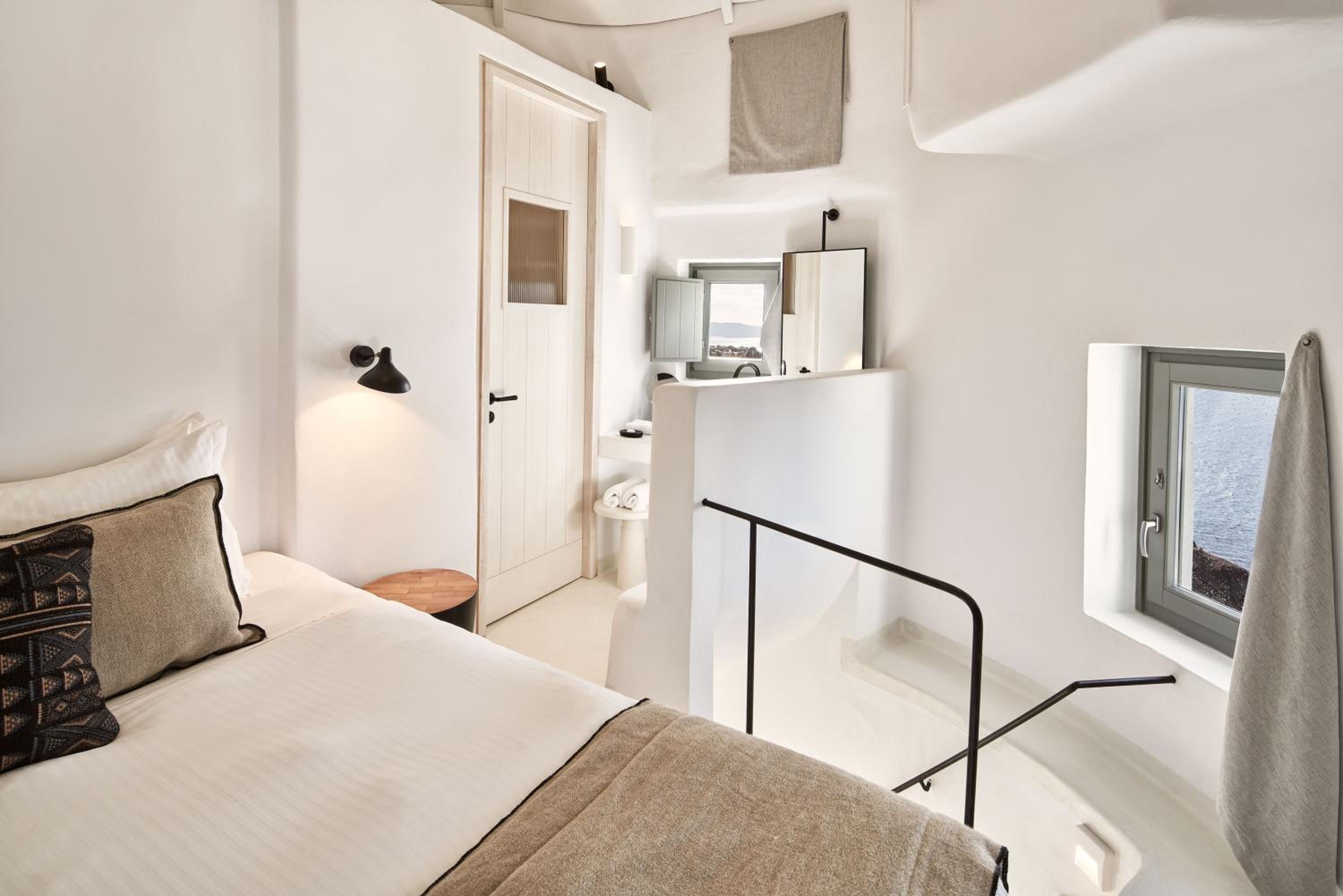 Oia Vacations - Charisma Suites - Property Image 18