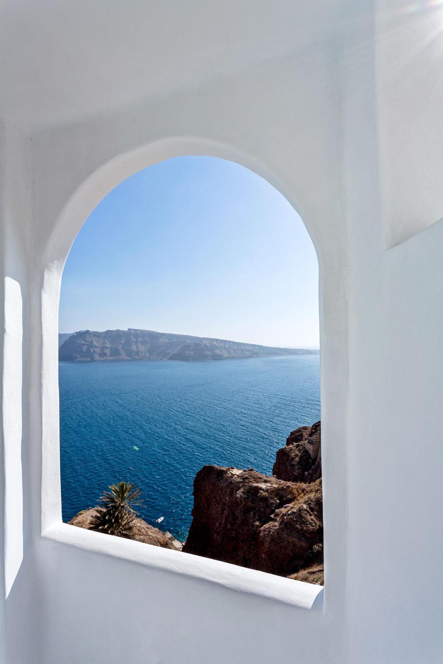 Oia Vacations - Charisma Suites - Property Image 13