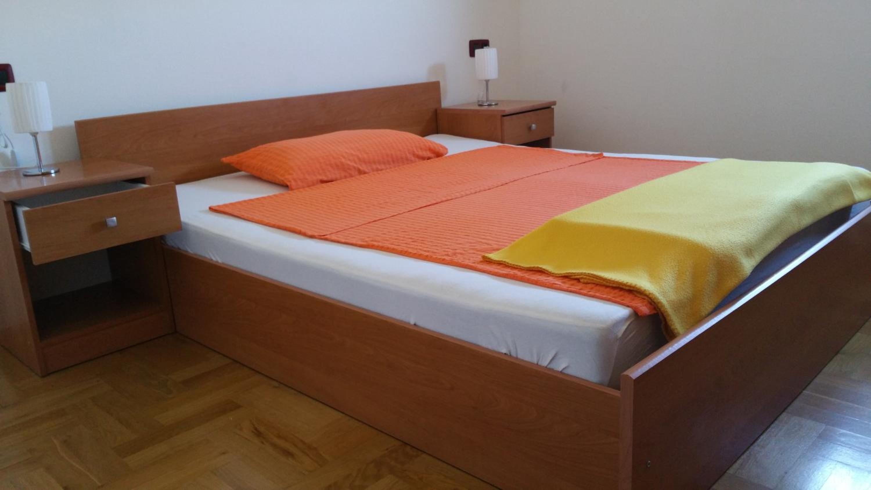 Apartman Dana view 2
