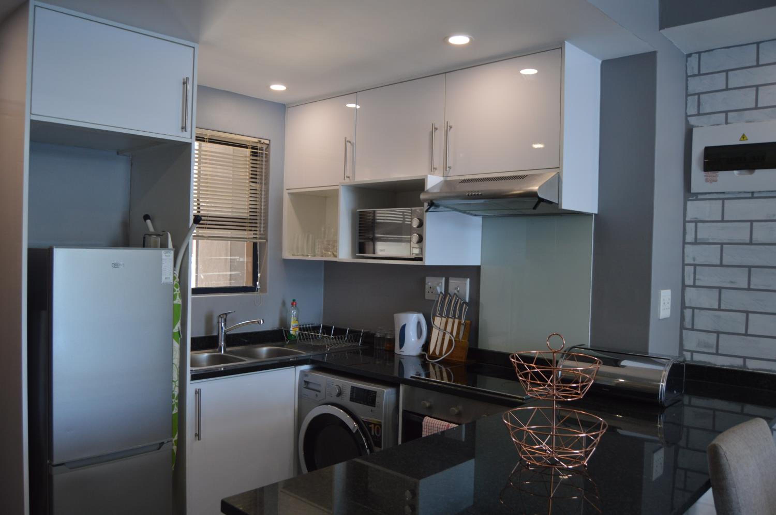 Accommodation Front - Fantastic & Spacious 4 Sleeper view 5