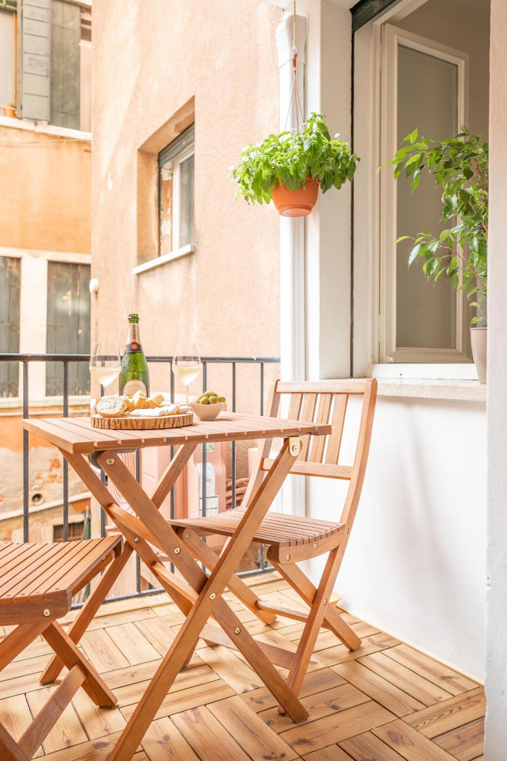 Ca del Mar Venice Luxury Apartments