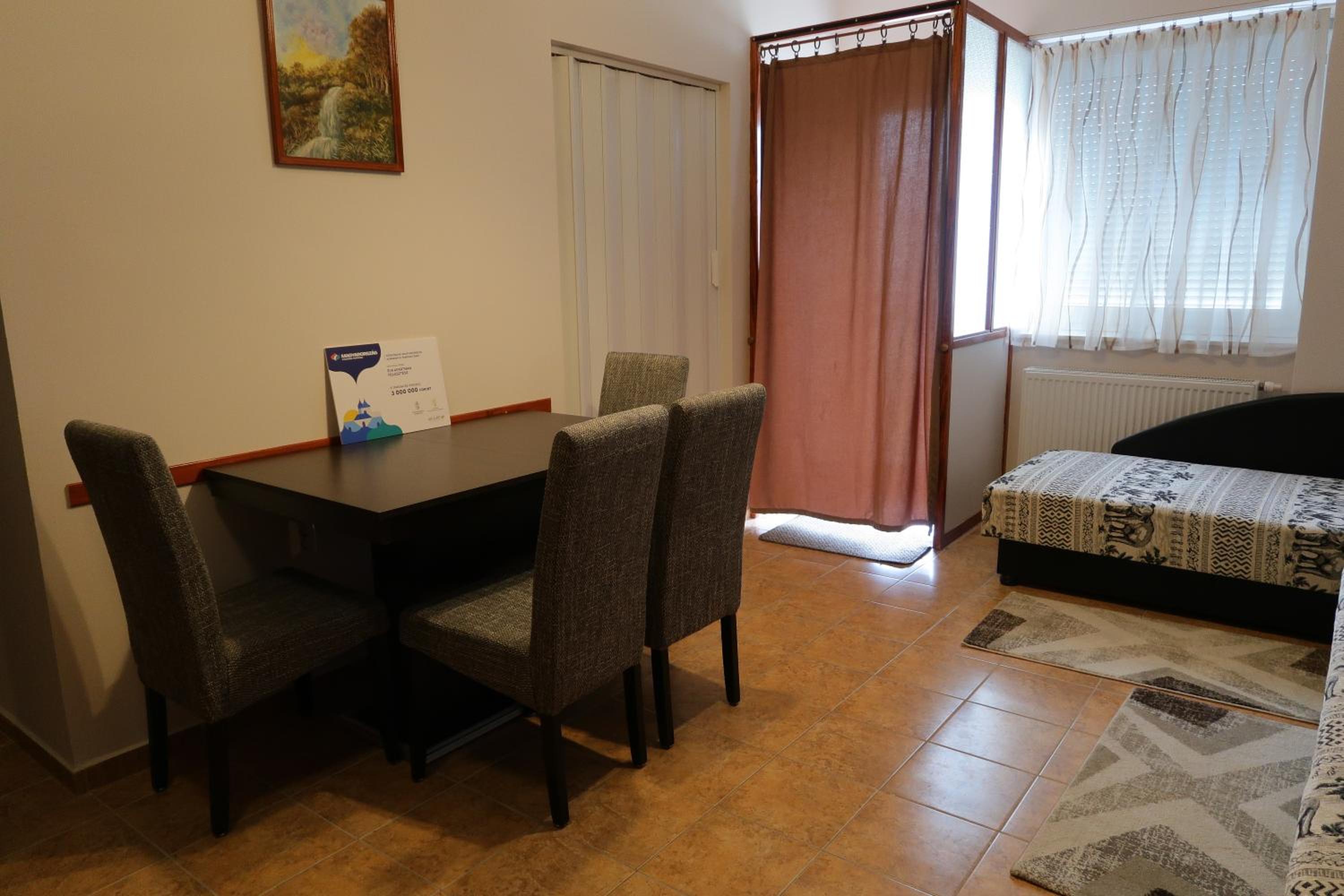 Éva Apartman