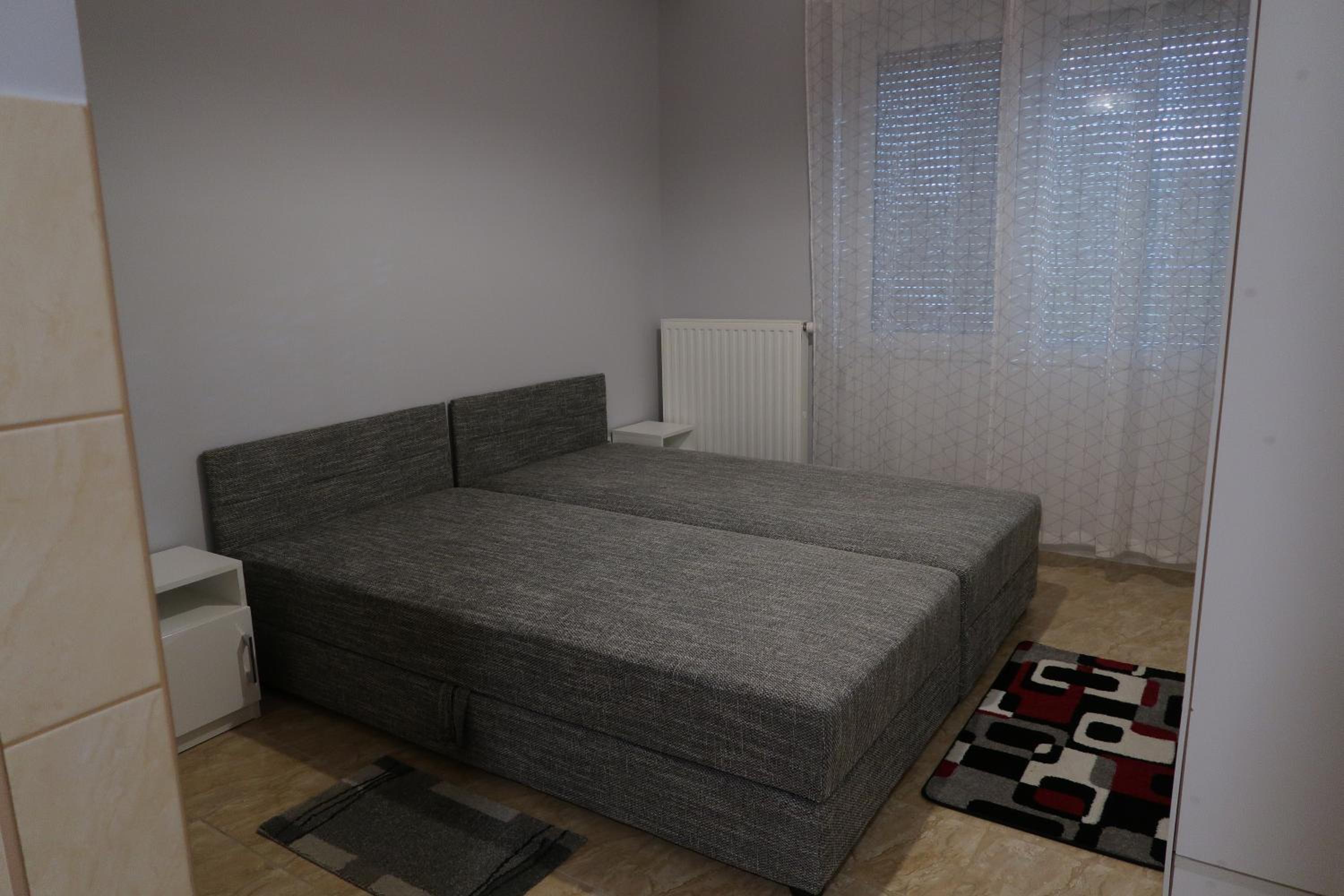 Éva Apartman