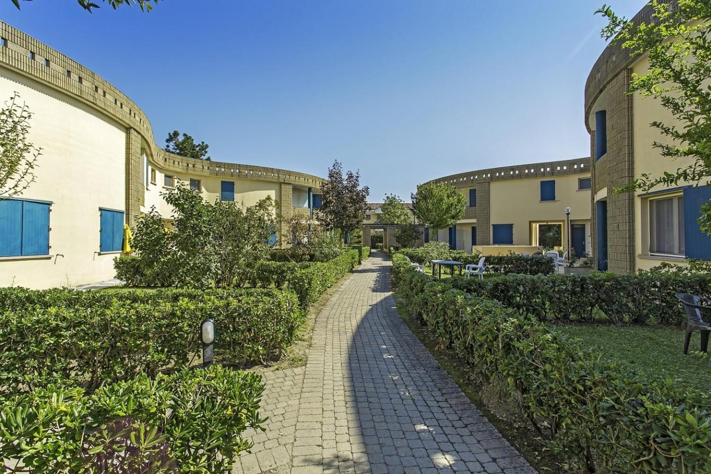 Girasoli view 4