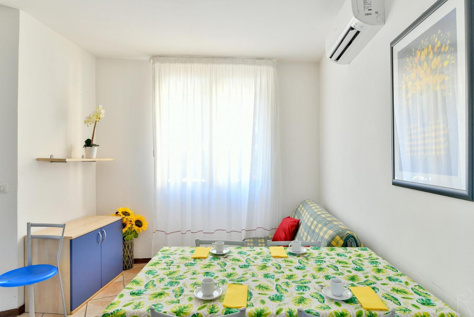Girasoli view 5
