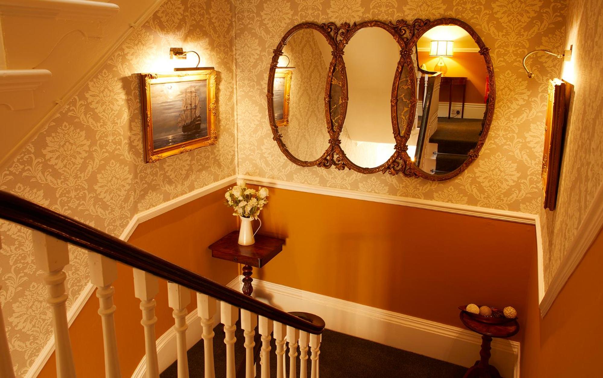 Ashburton House - B&B