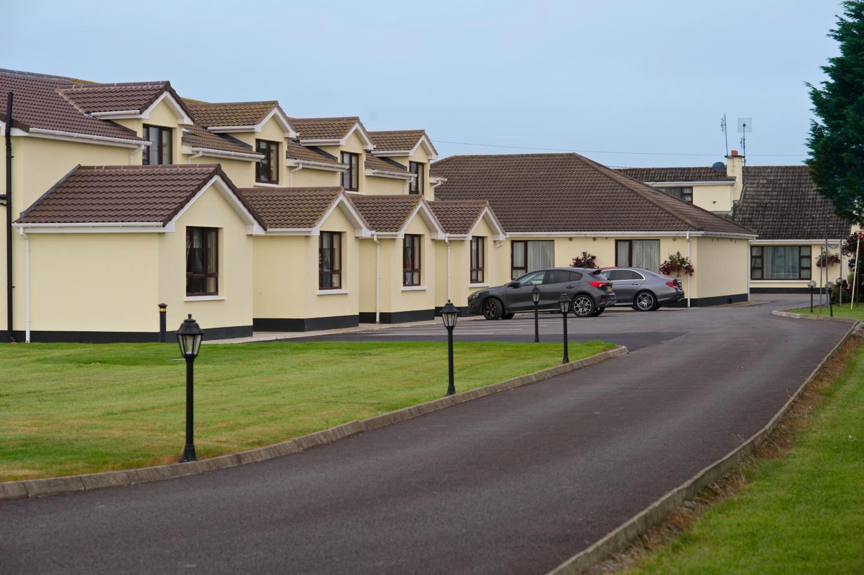 Hillview House view 4