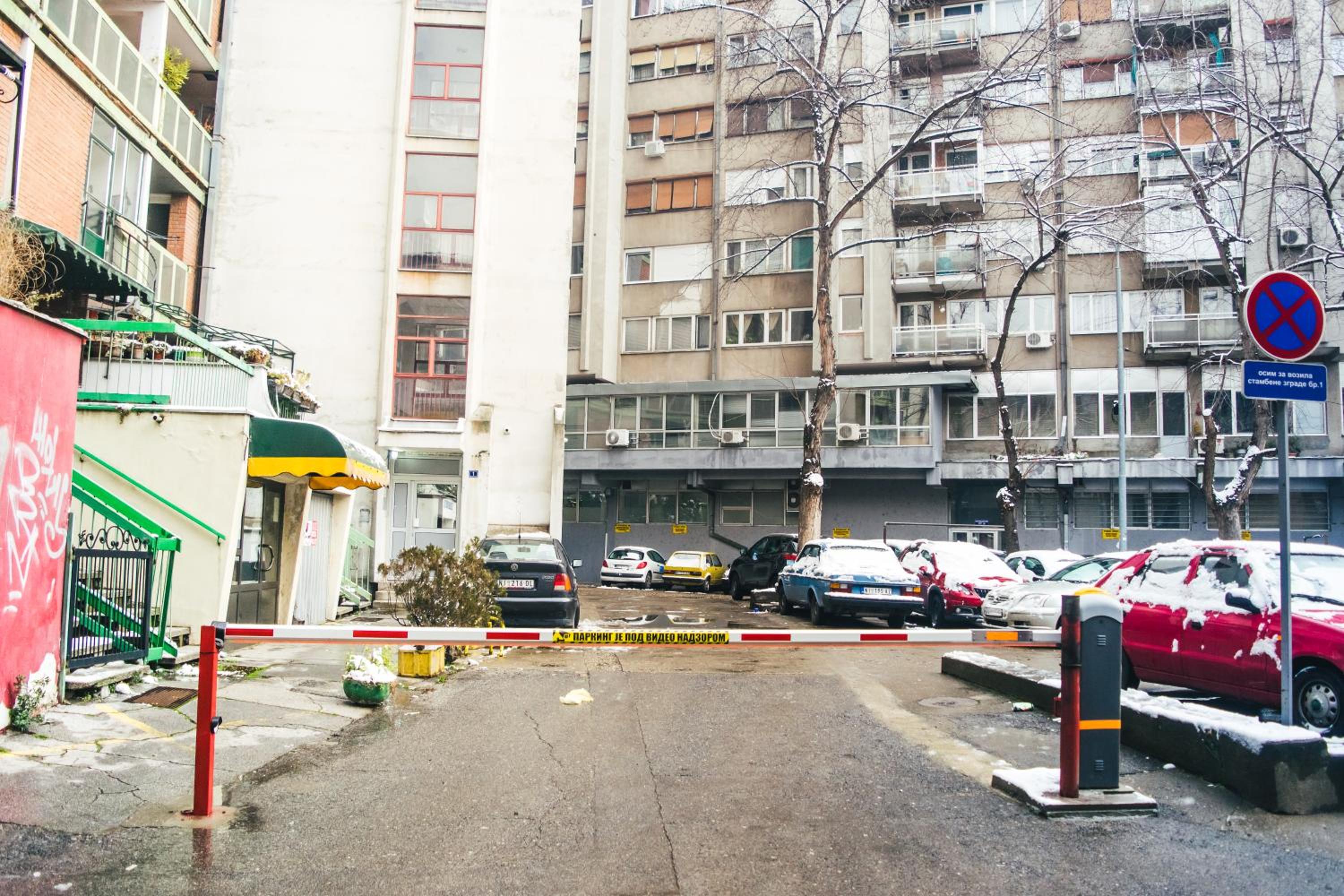 Aparment Theatre