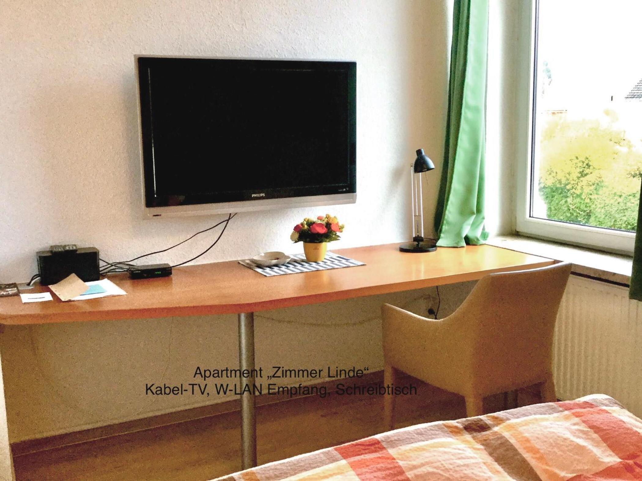 Ferienhaus Us lütt Hus und das Zimmer Linde im Haupthaus