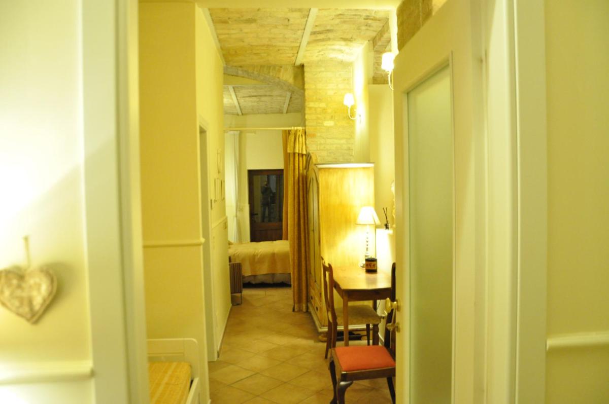 Photo 22