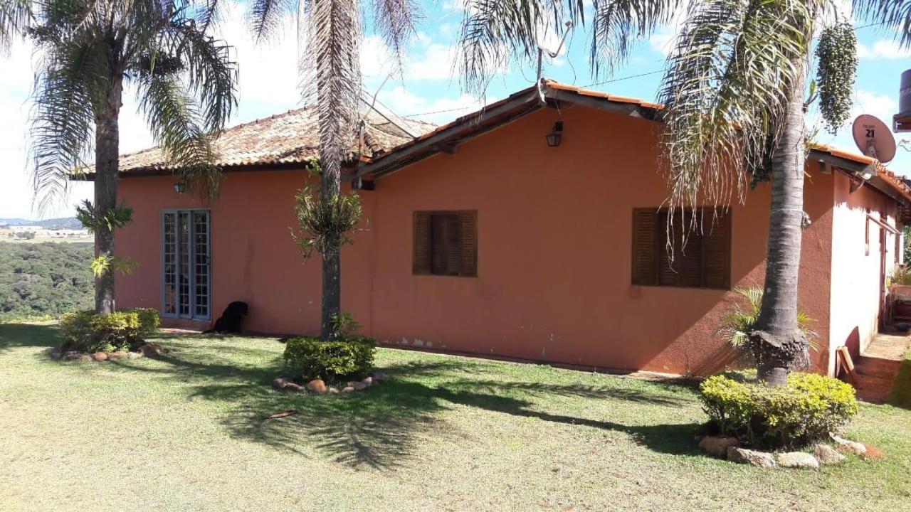 Sitio em Atibaia - Sitio Beija-Flor