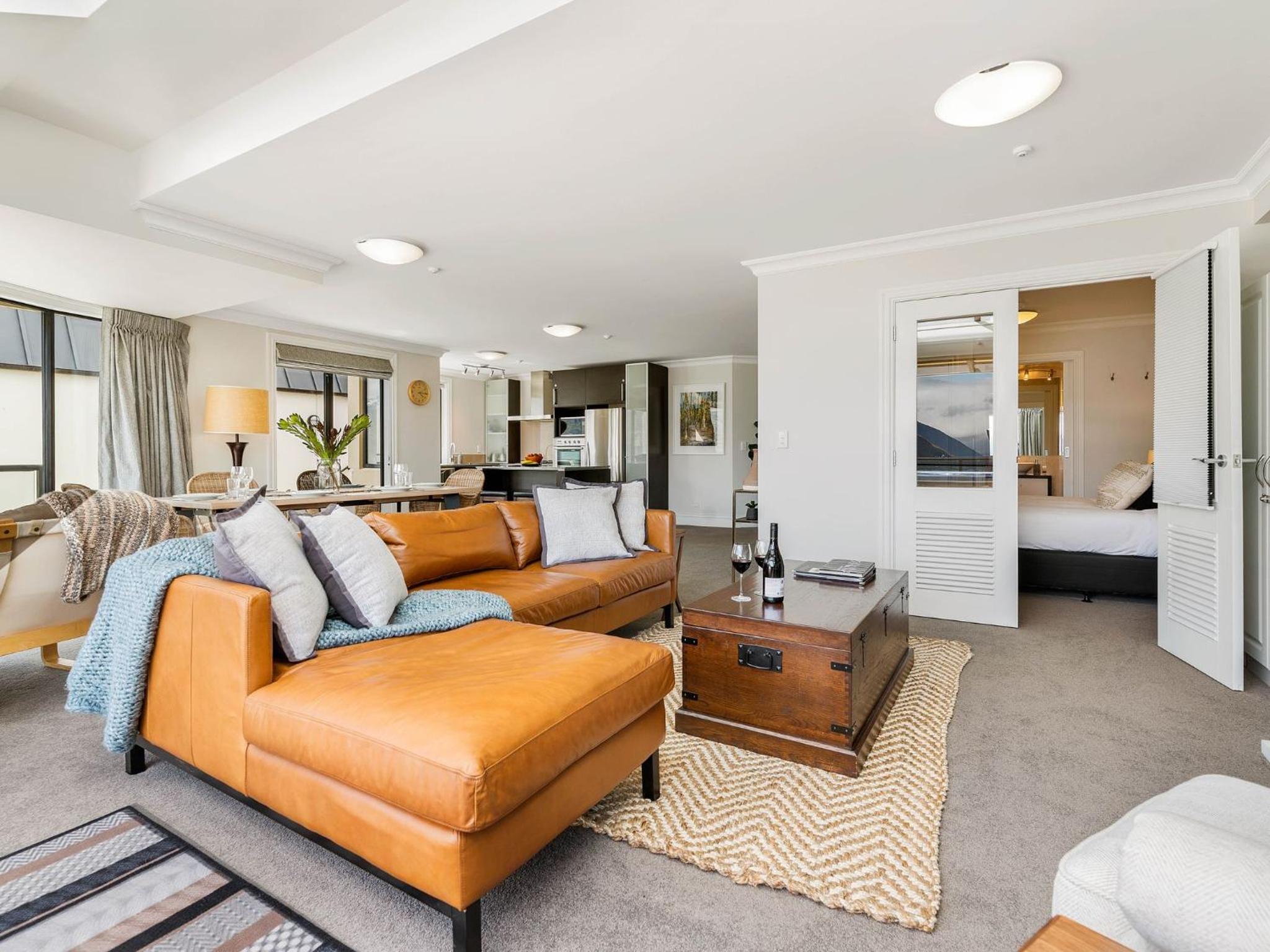 Central Luxury at 408 The Beacon view 4
