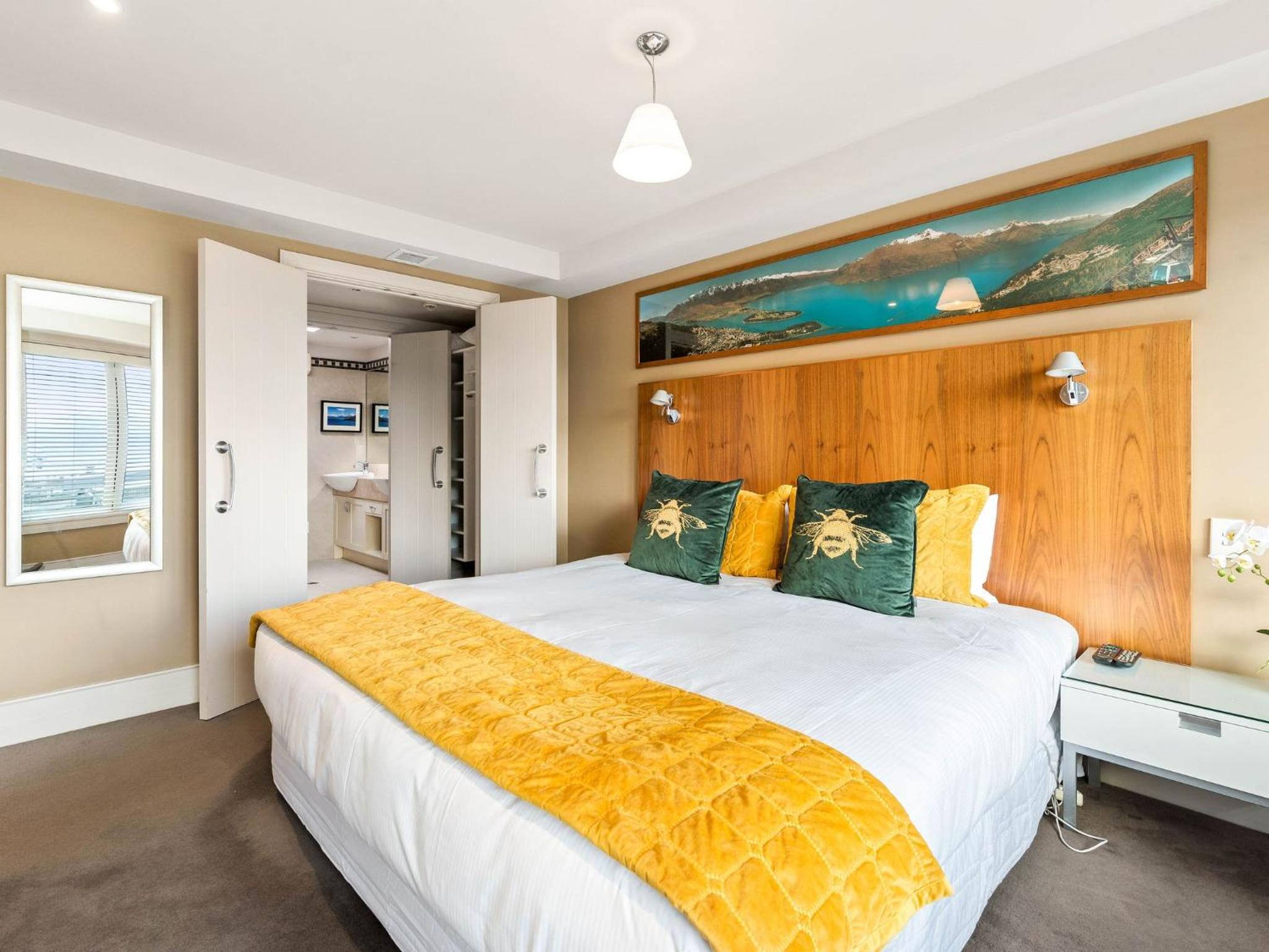 Chambers City Centre Penthouse