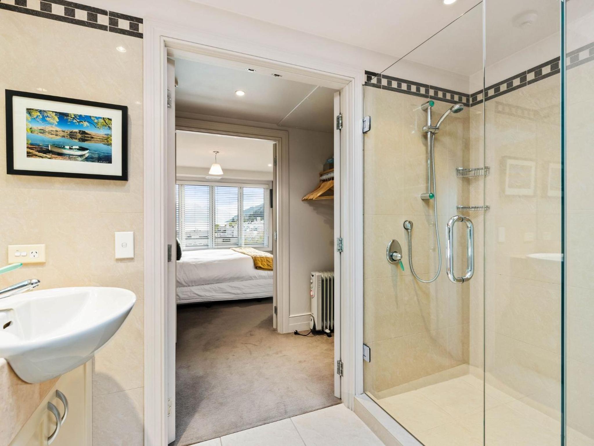Chambers City Centre Penthouse