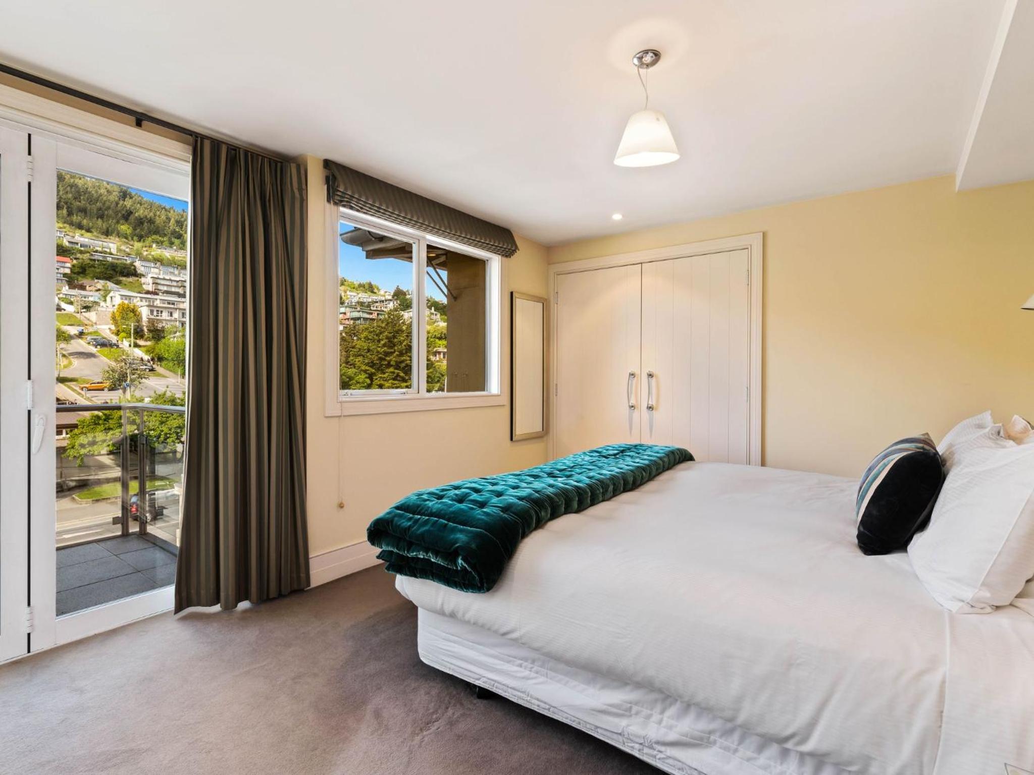 Chambers City Centre Penthouse