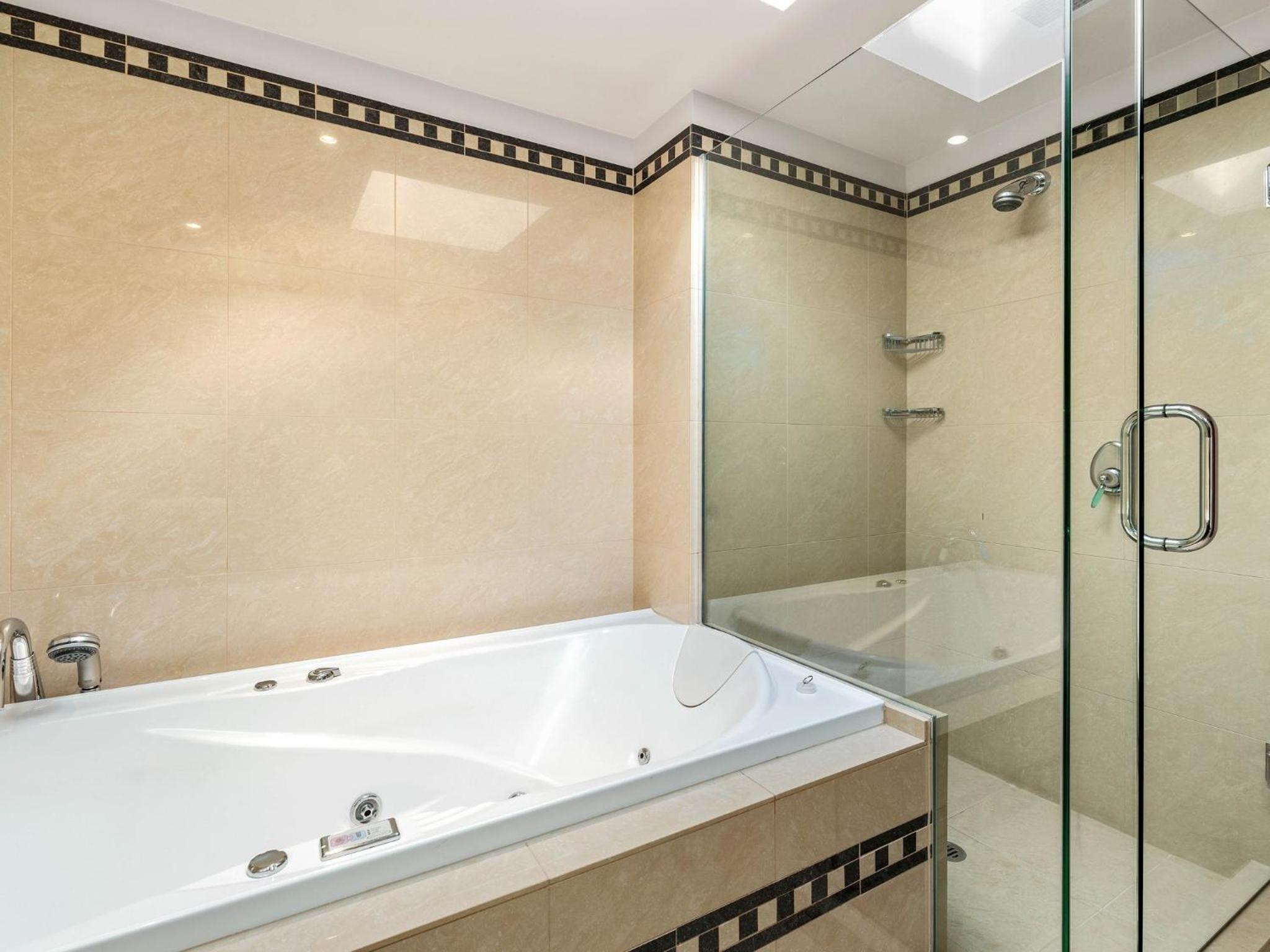 Chambers City Centre Penthouse