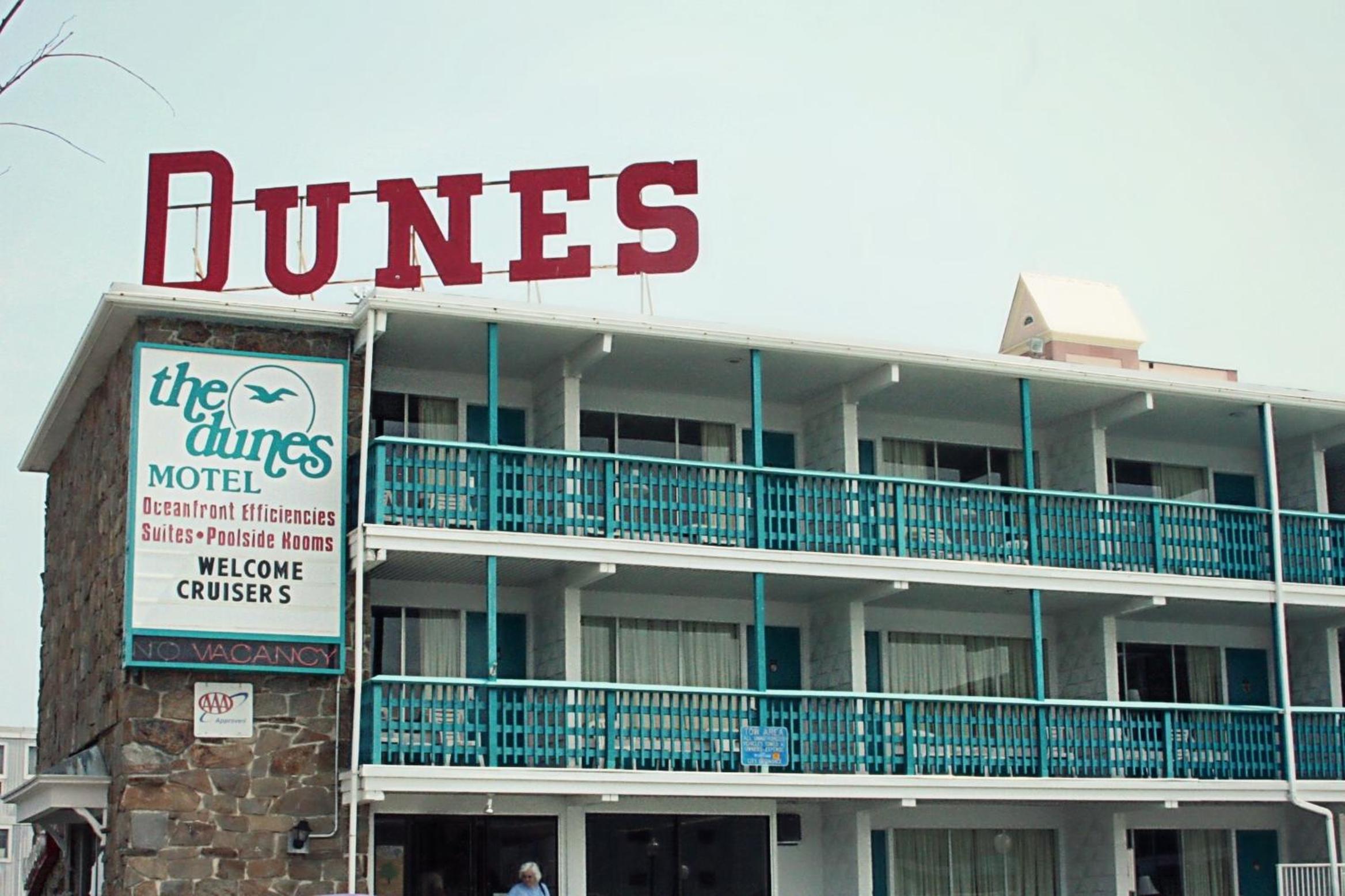 Dunes Court