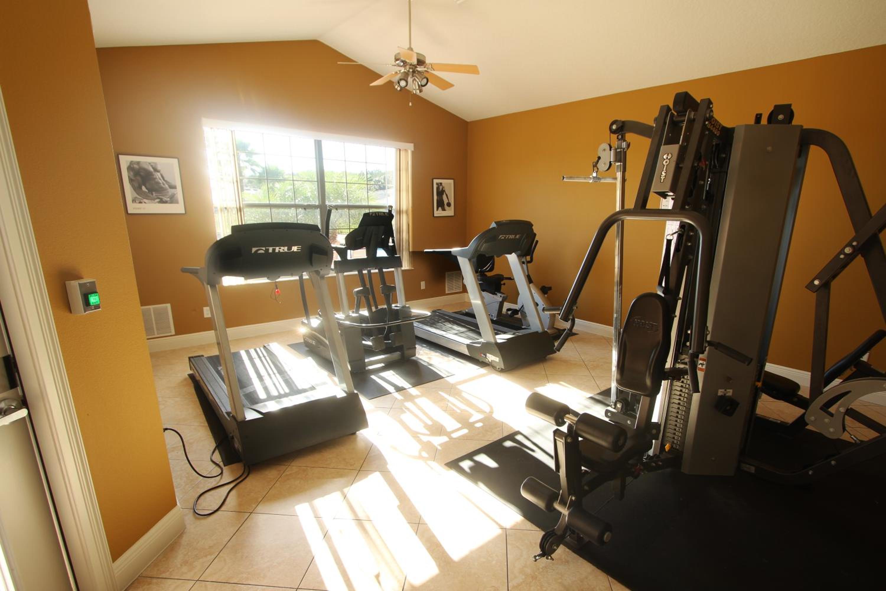 CozyKey Vacation Rentals - Crystal Cove
