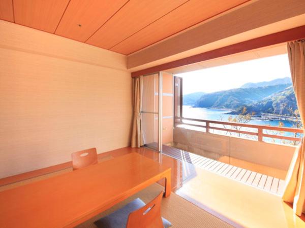Akazawa Onsen Hotel view 4