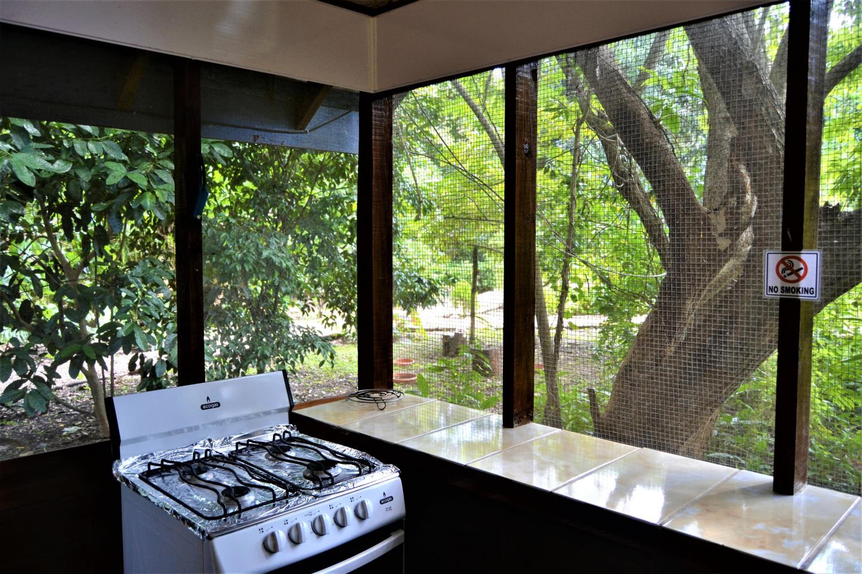 Jungle Like Oasis in San Ignacio - Secluded Cabaa Retreat Close To Mayan Ruins