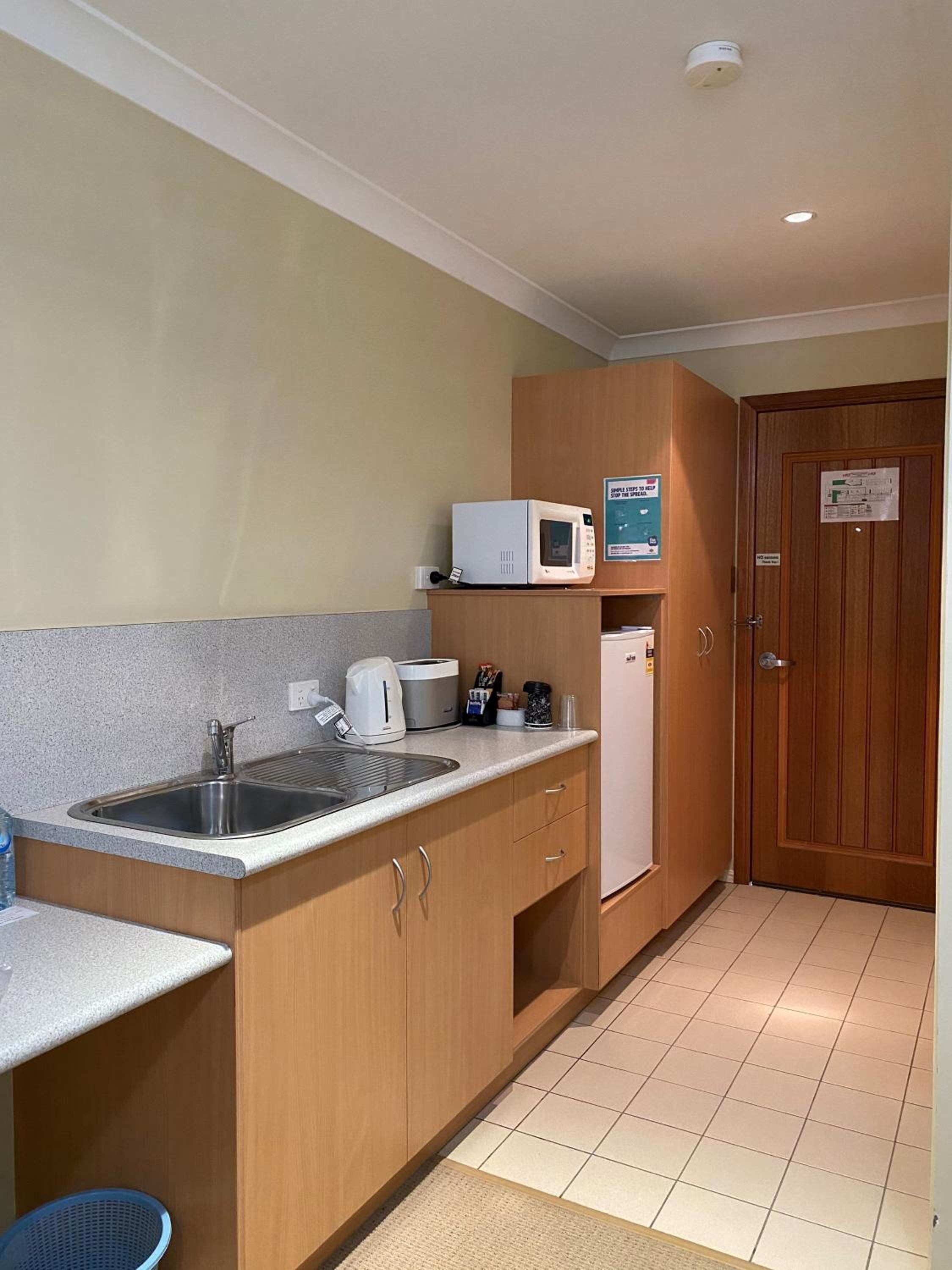 Country Roads Motor Inn Gayndah