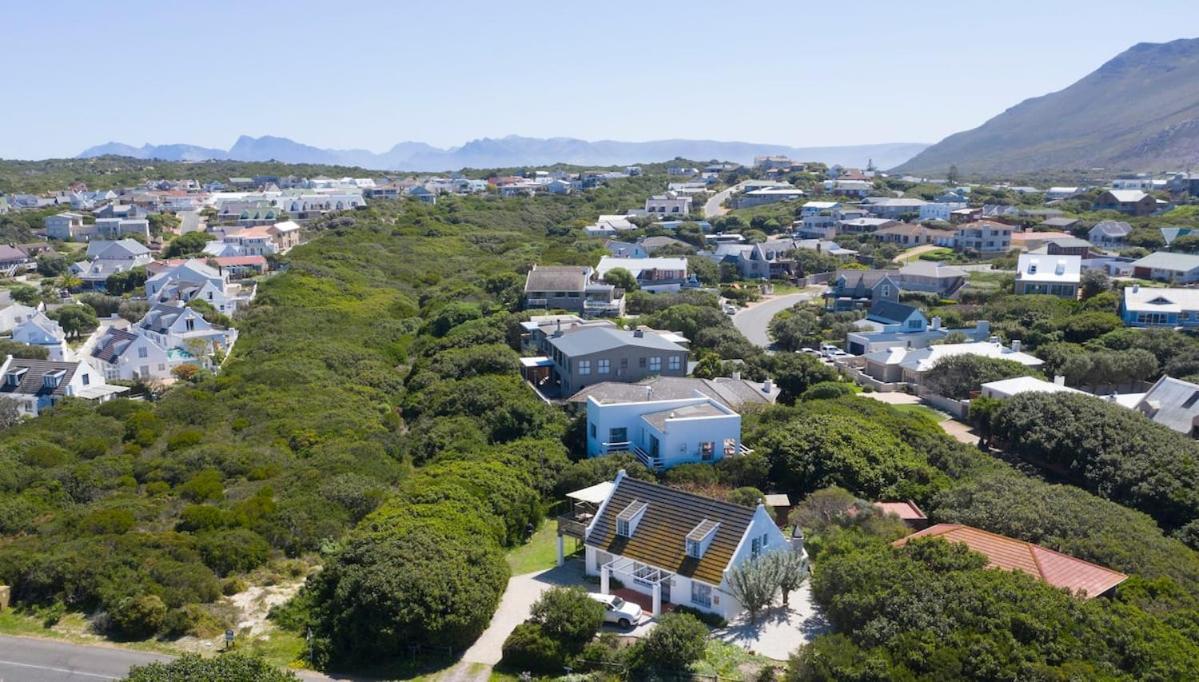 Renovated Fishermans Cottage view 3