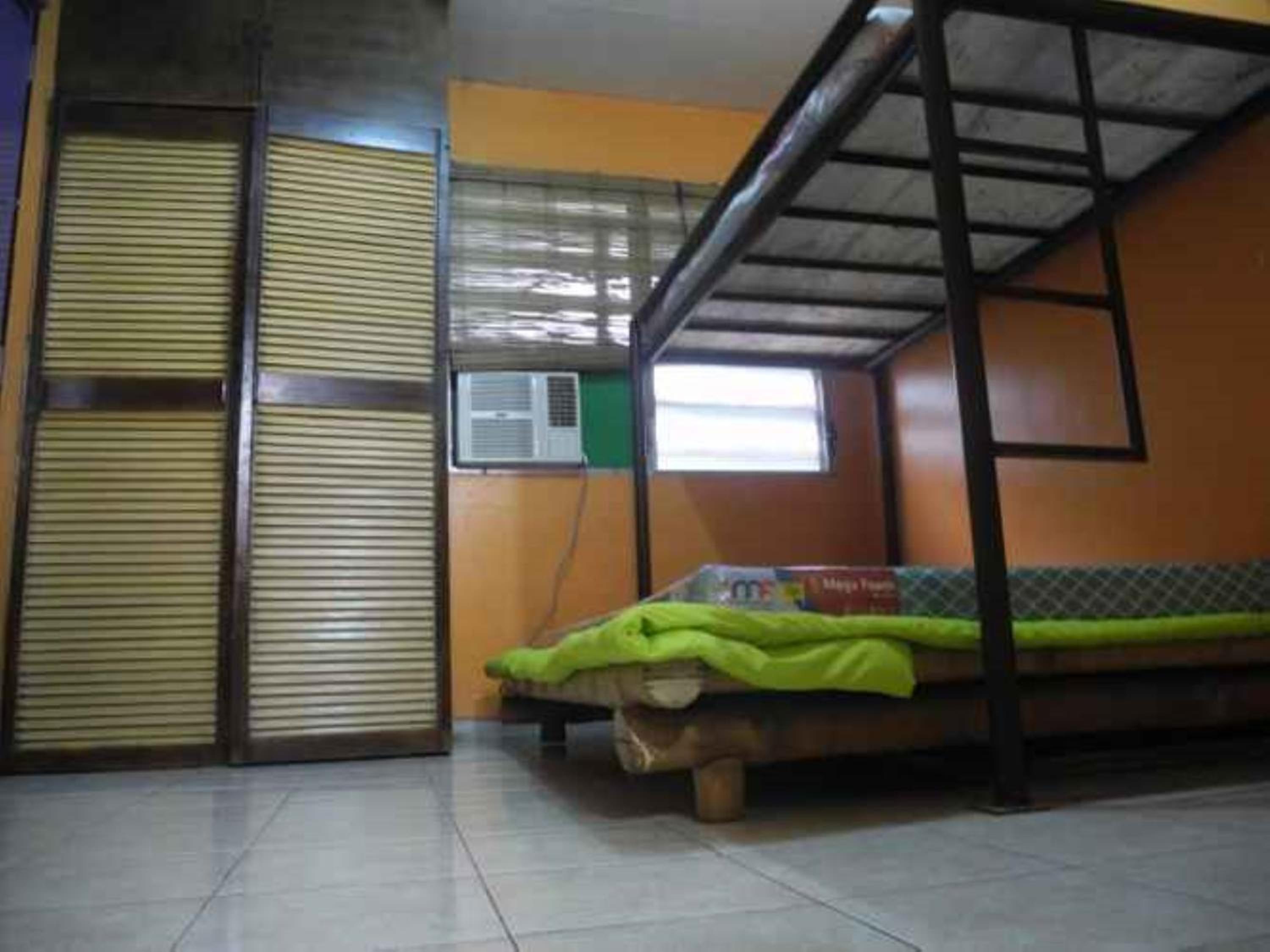 Cebu Hostel & Glamping view 3