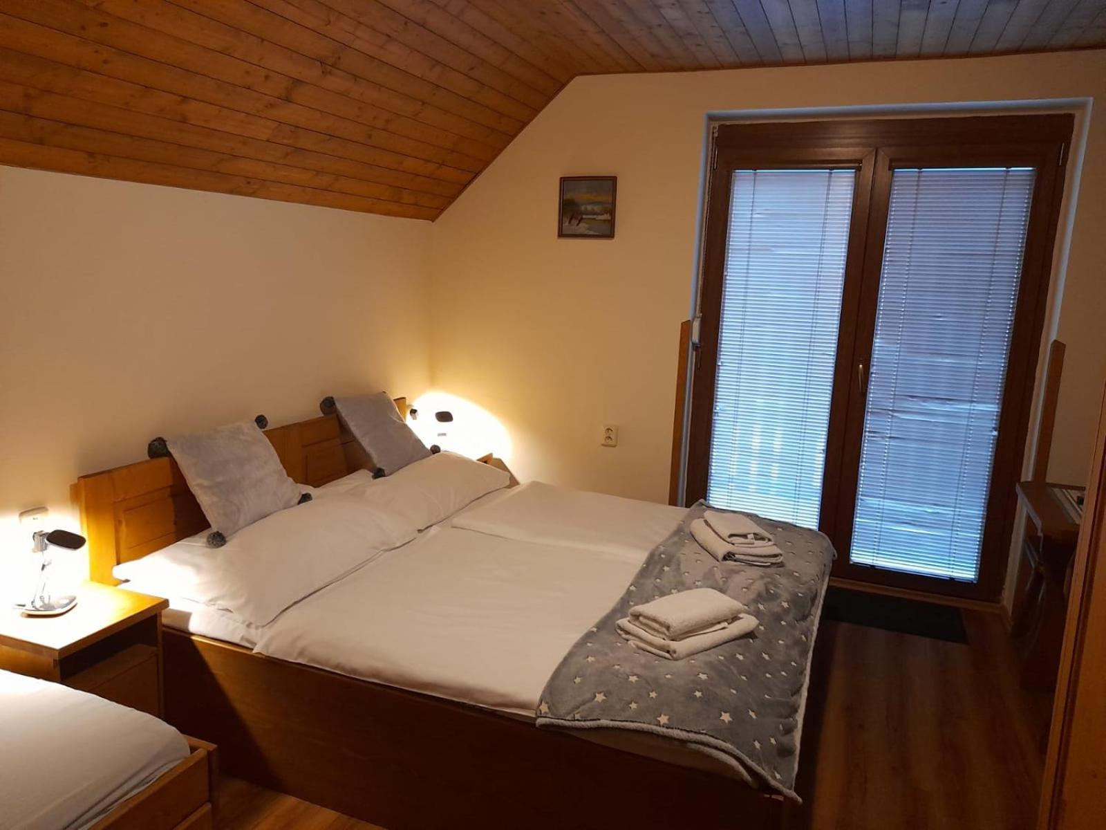 Restaurant a penzion Pod Draci skalou