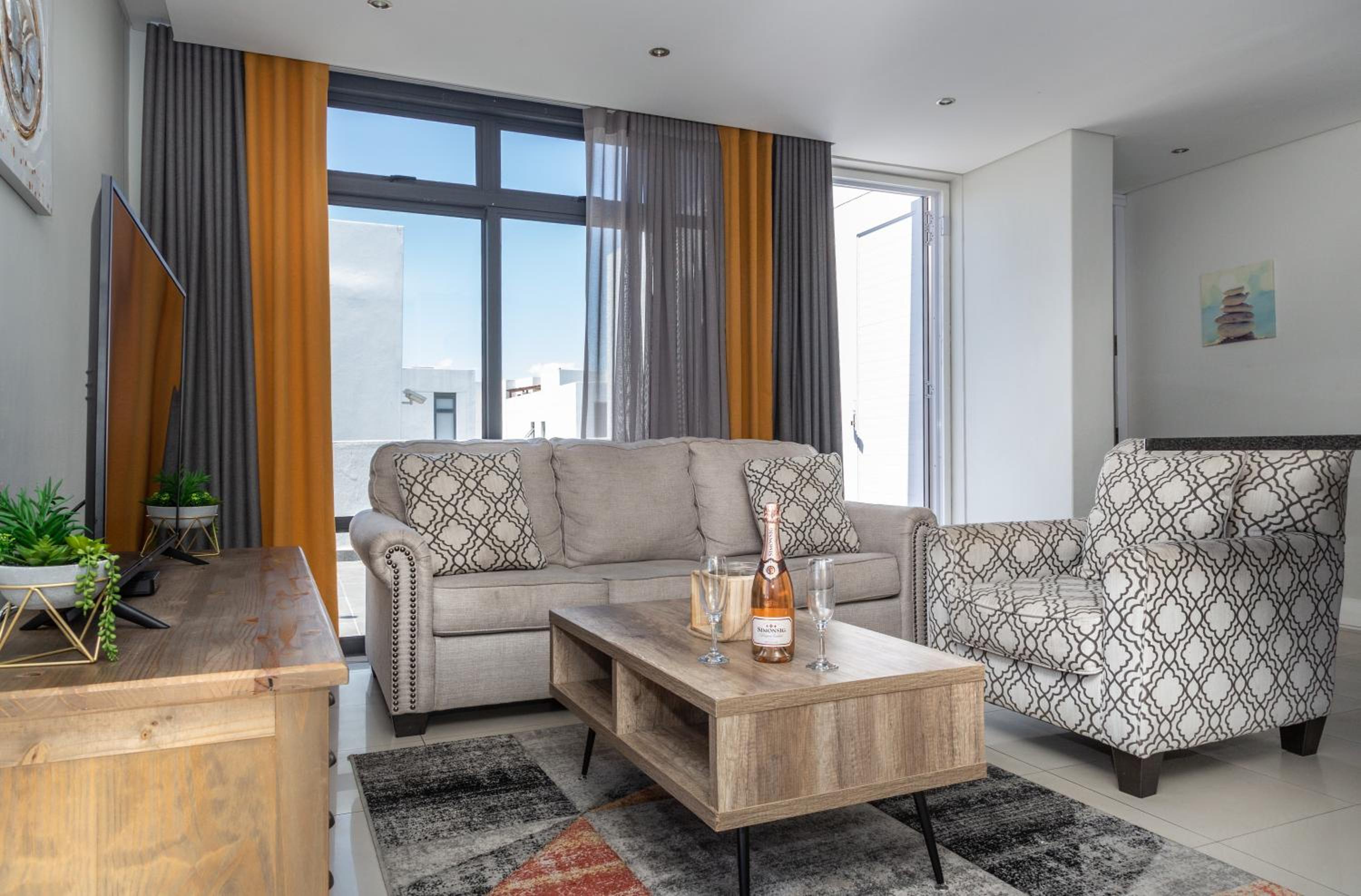 Luxury Penthouse with balcony in Eden on the Bay view 5