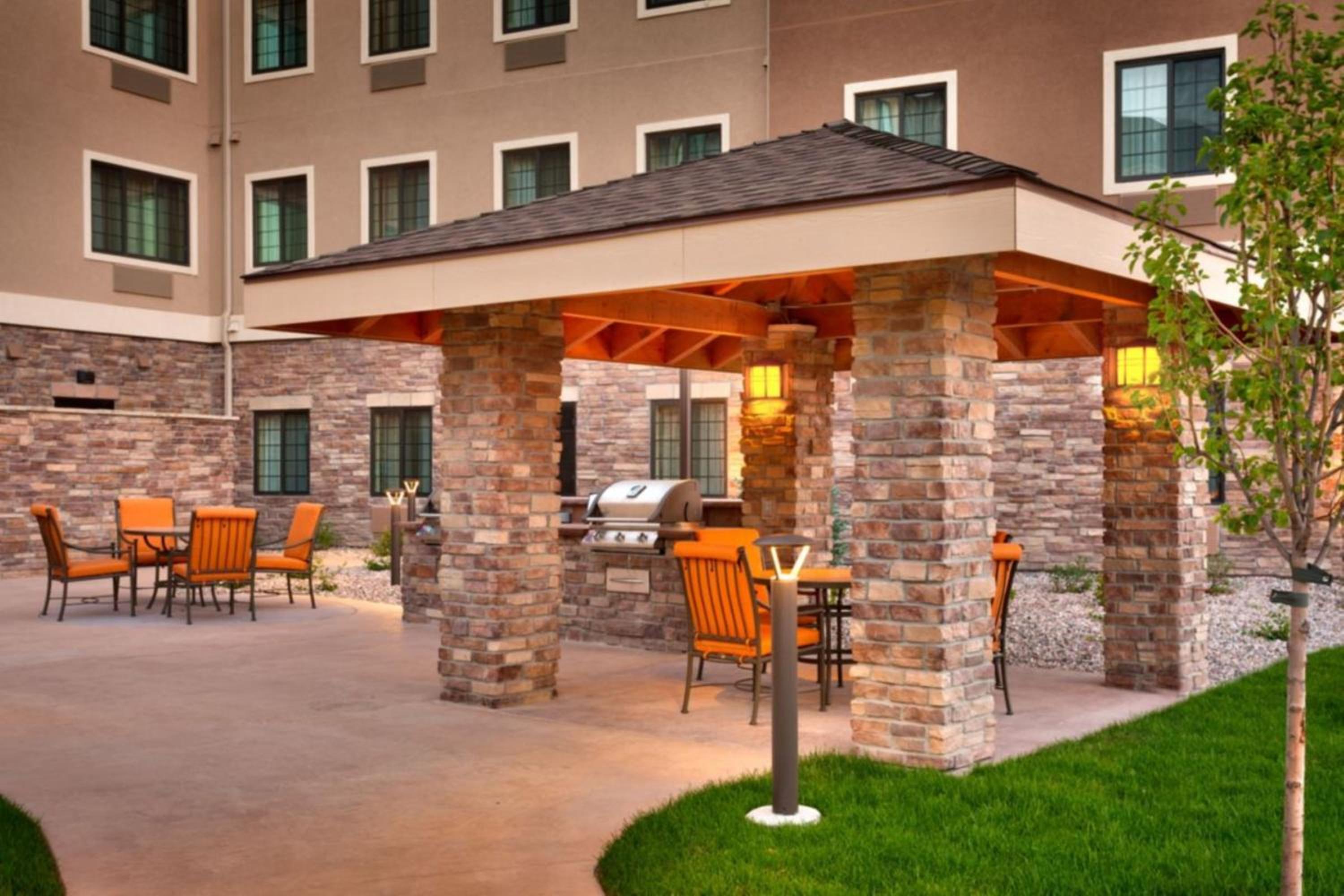 Bismarck Vacations - Staybridge Suites Bismarck, an IHG Hotel - Property Image 2