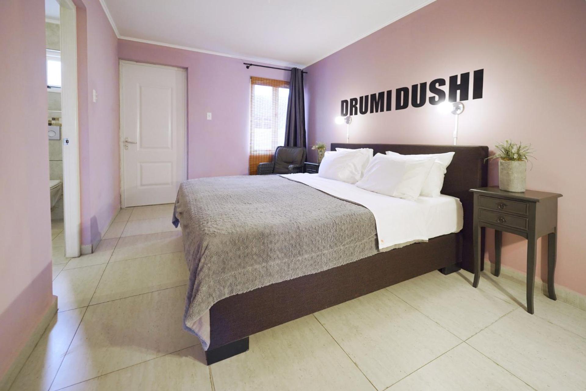 Cadushi Apartments