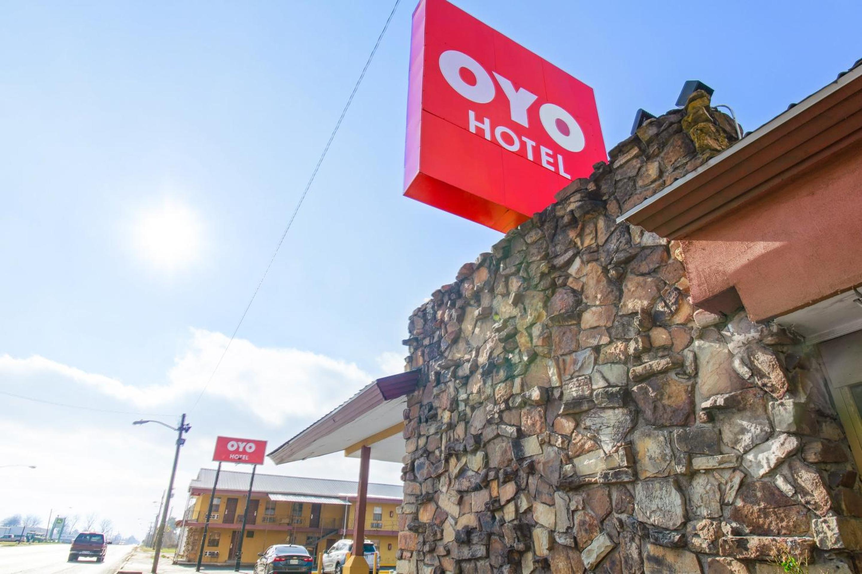 Blytheville Vacations - OYO Hotel Blytheville AR I-55 - Property Image 20