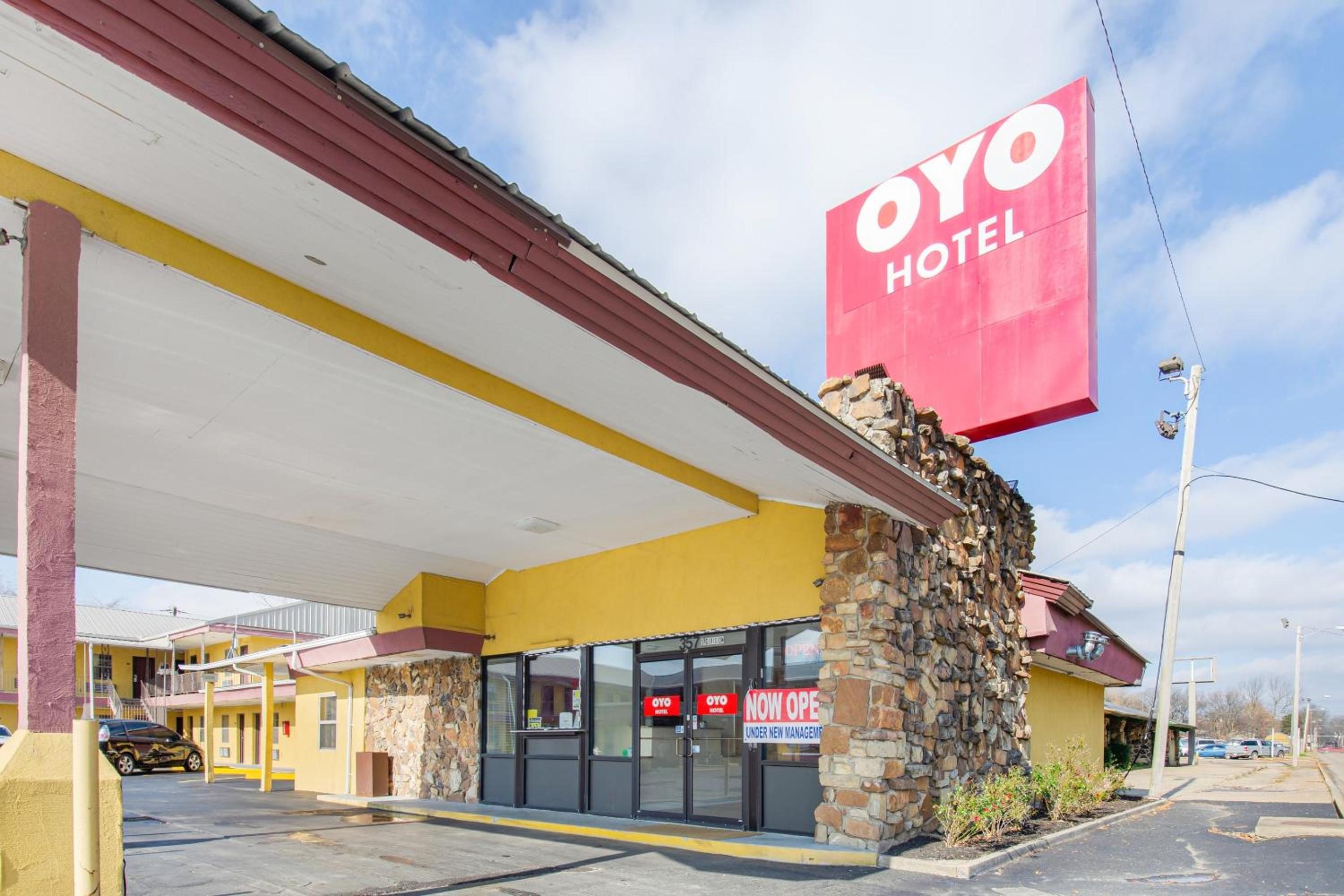 Blytheville Vacations - OYO Hotel Blytheville AR I-55 - Property Image 28