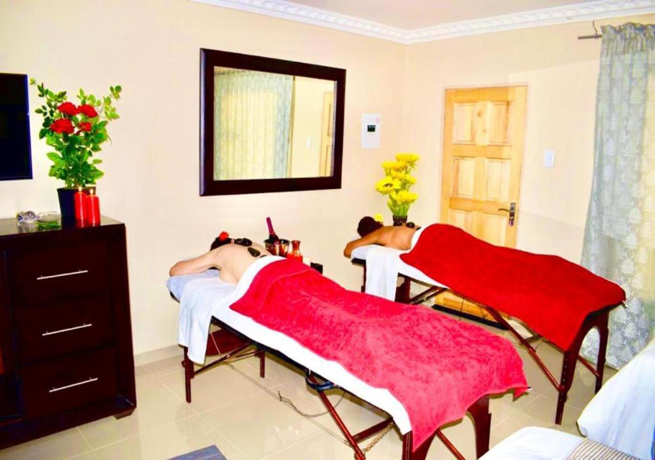 Hazyview Vacations - ASANTE MOUNTAIN LODGE - Property Image 18