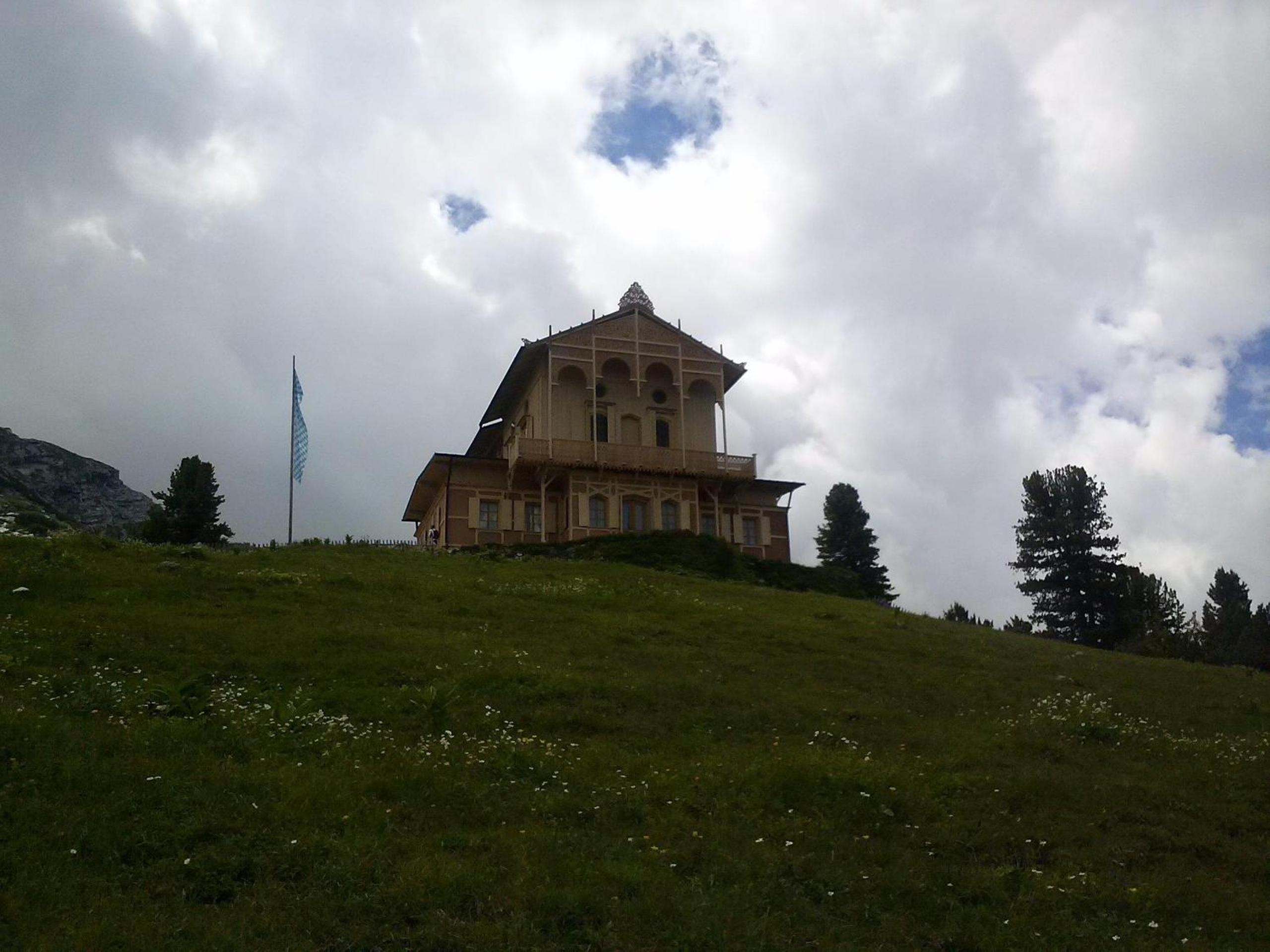 Photo 7
