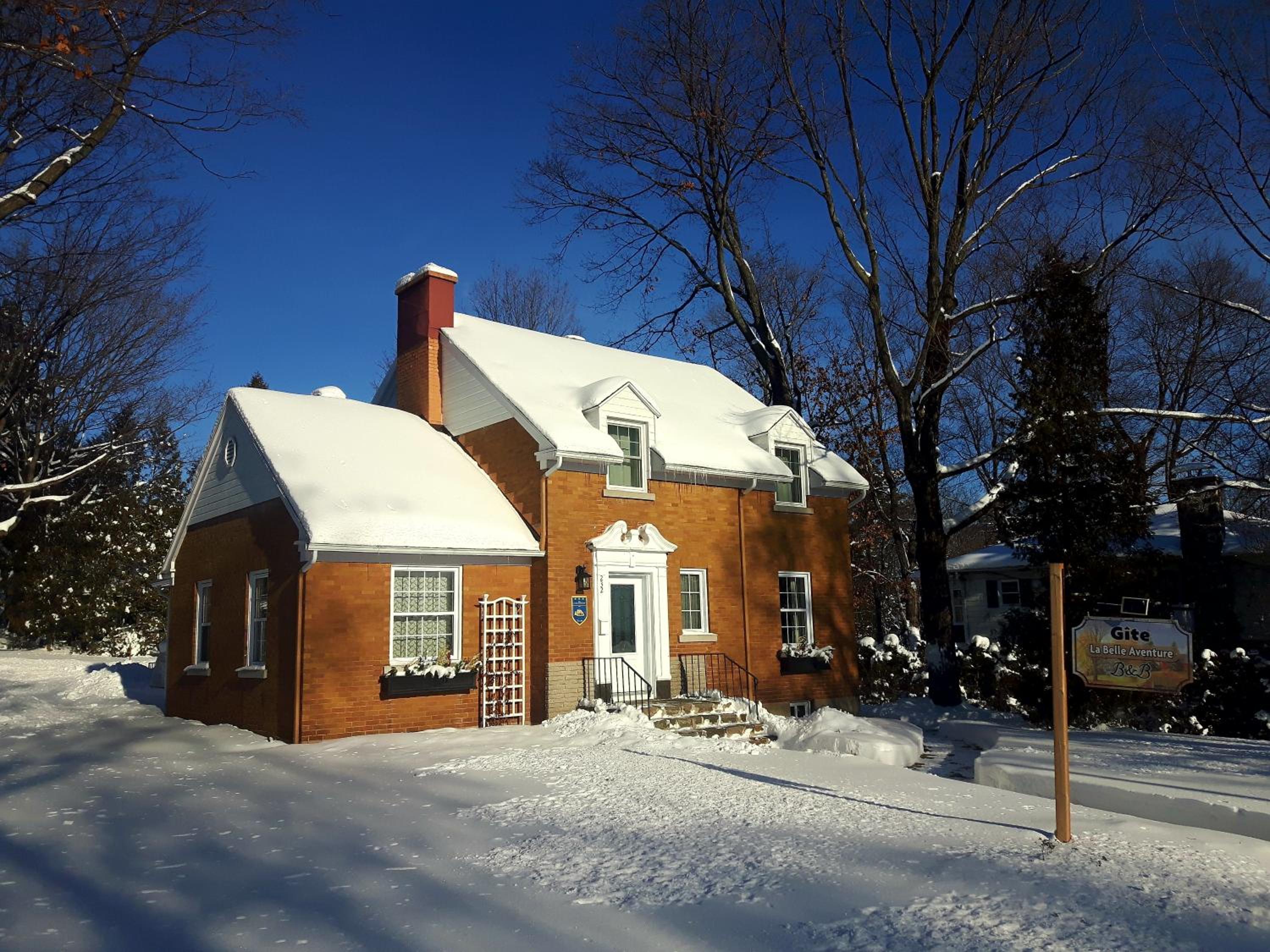 Gîte La Belle Aventure B&B