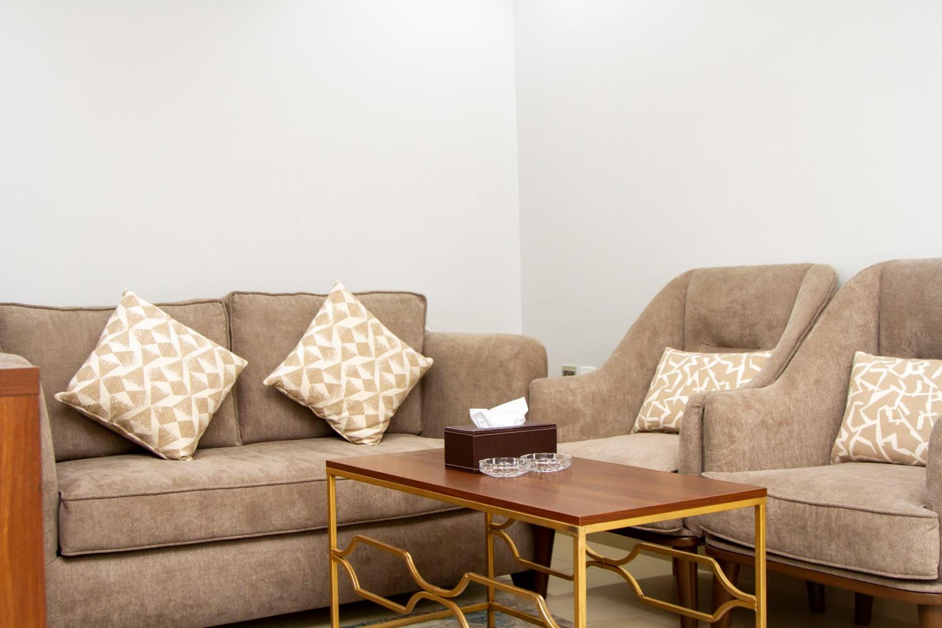Al Mutab Suites Al Falah 3