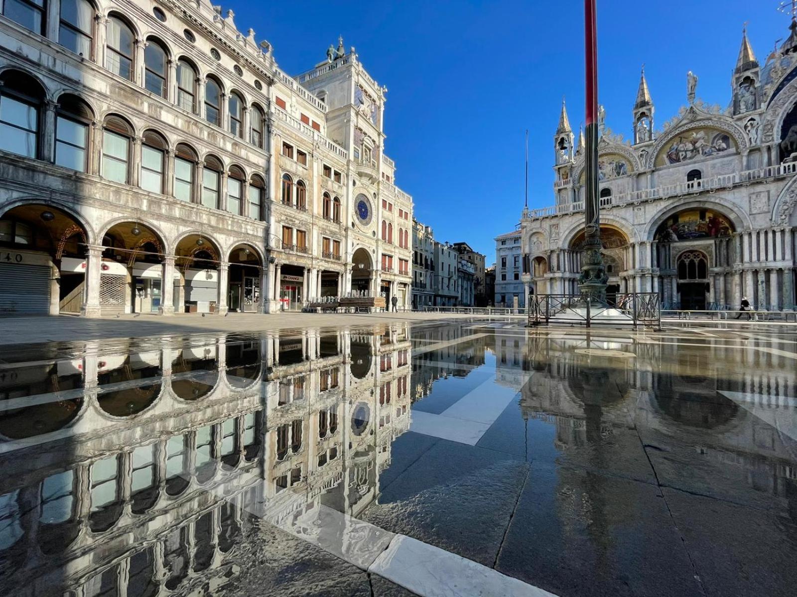 Ca del Mar Venice Luxury Apartments