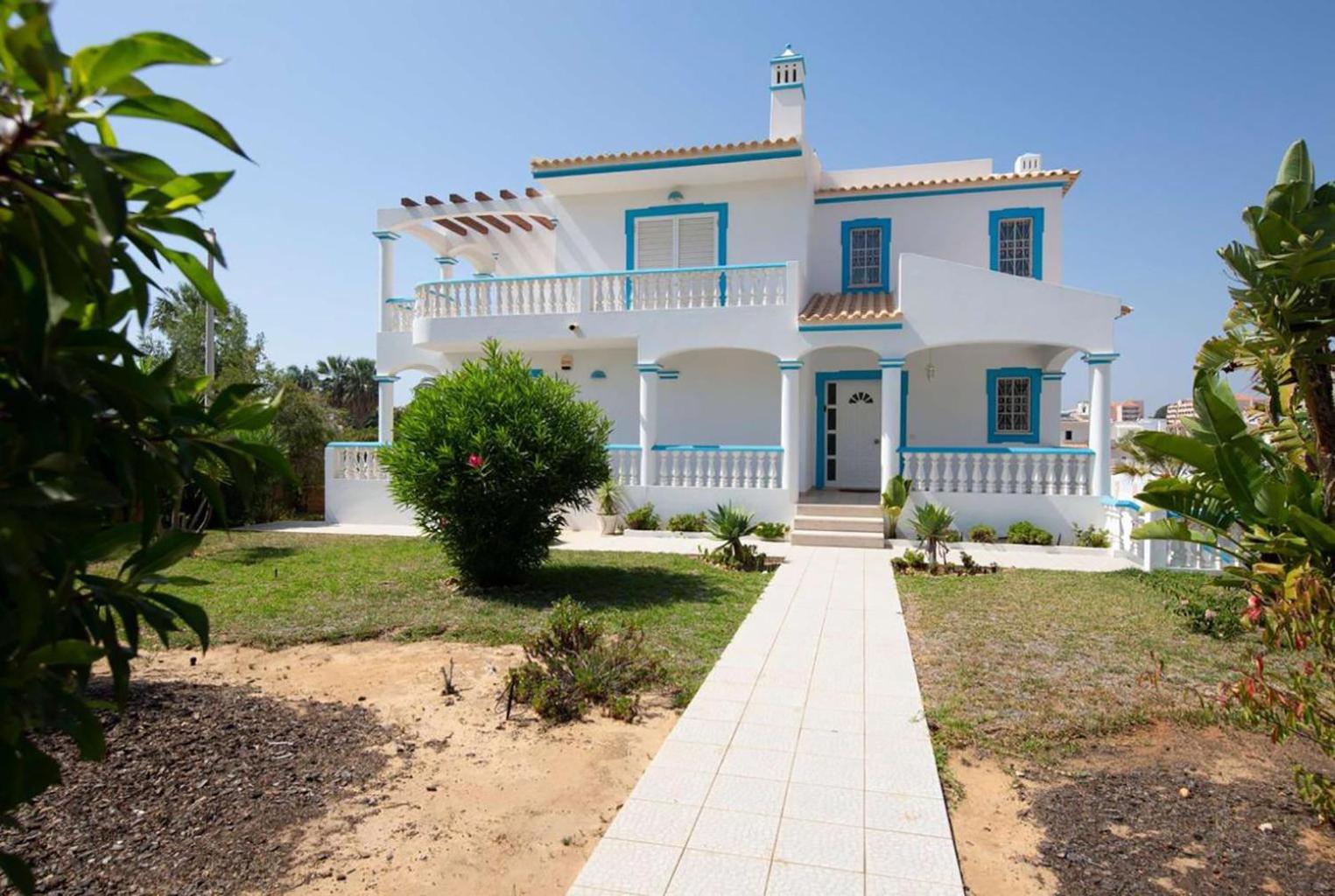 Villa Azul by Algarve Holidays