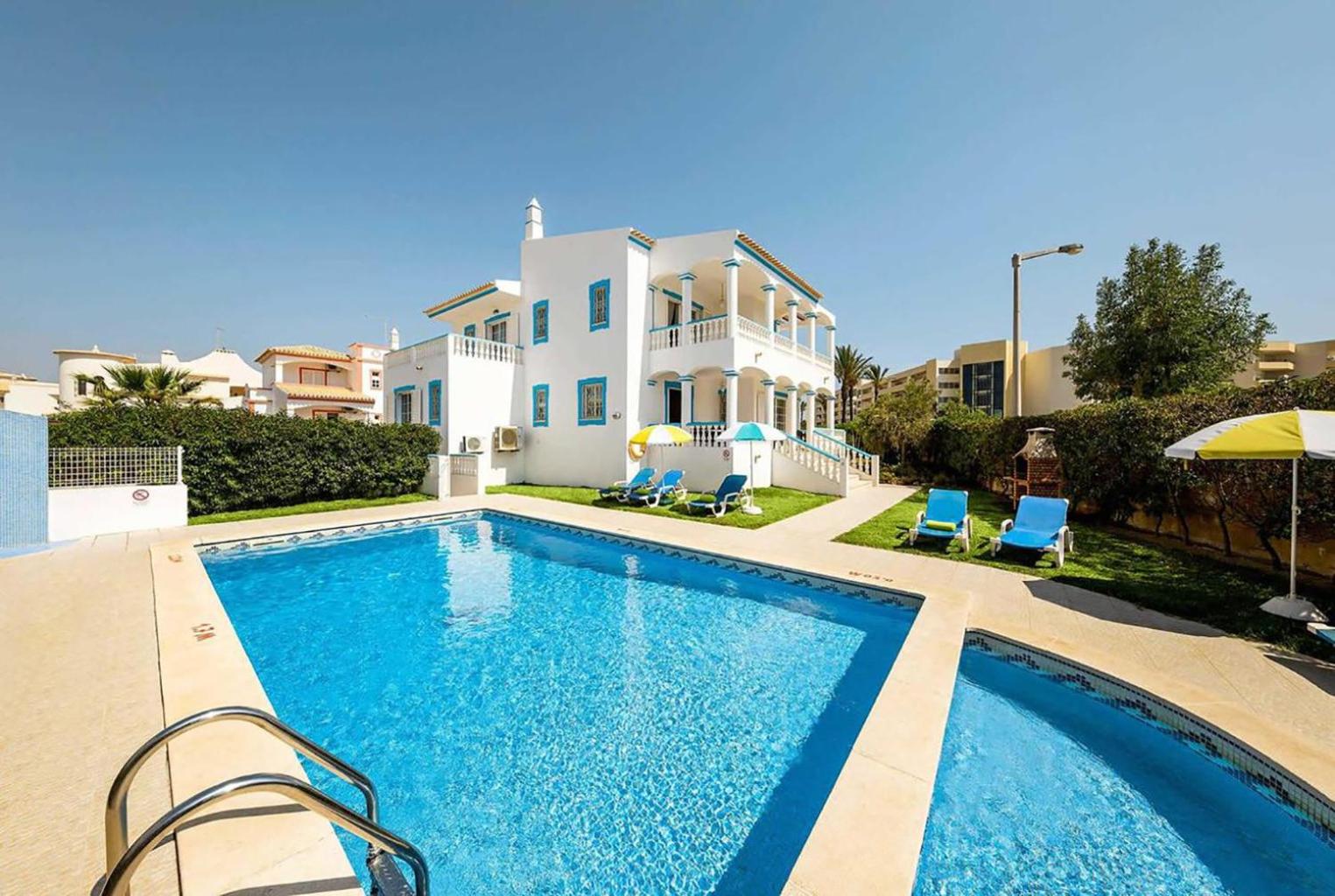Villa Azul by Algarve Holidays